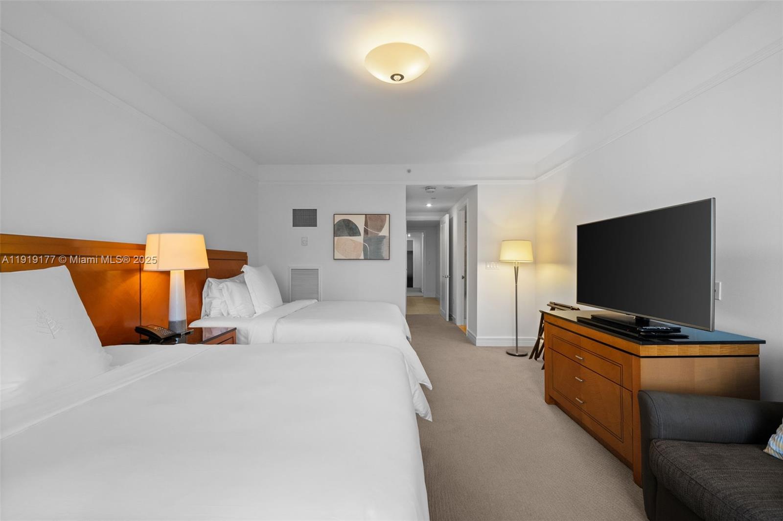 1435 Brickell Ave #3412 Miami, FL 33131