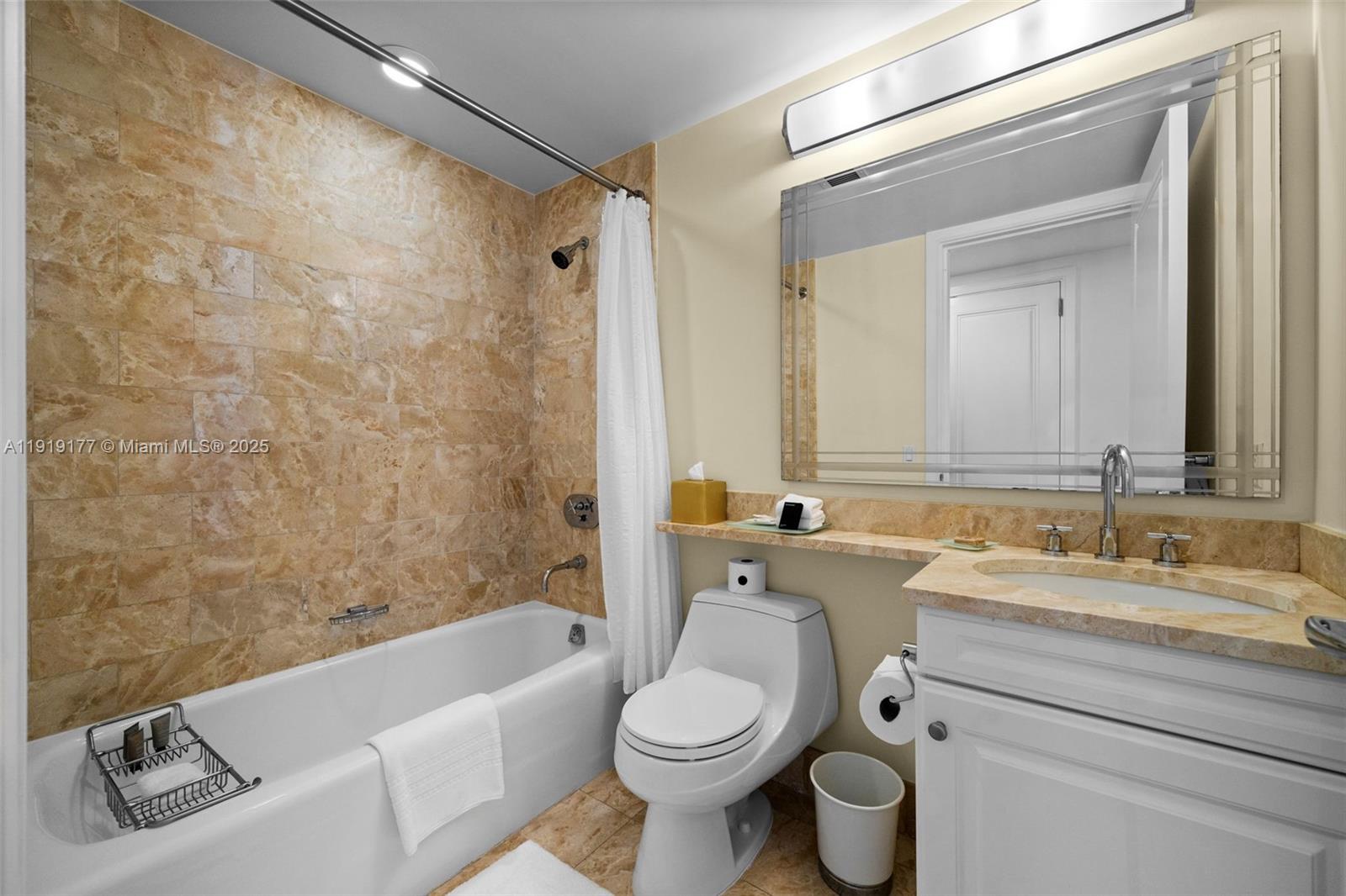 1435 Brickell Ave #3412 Miami, FL 33131