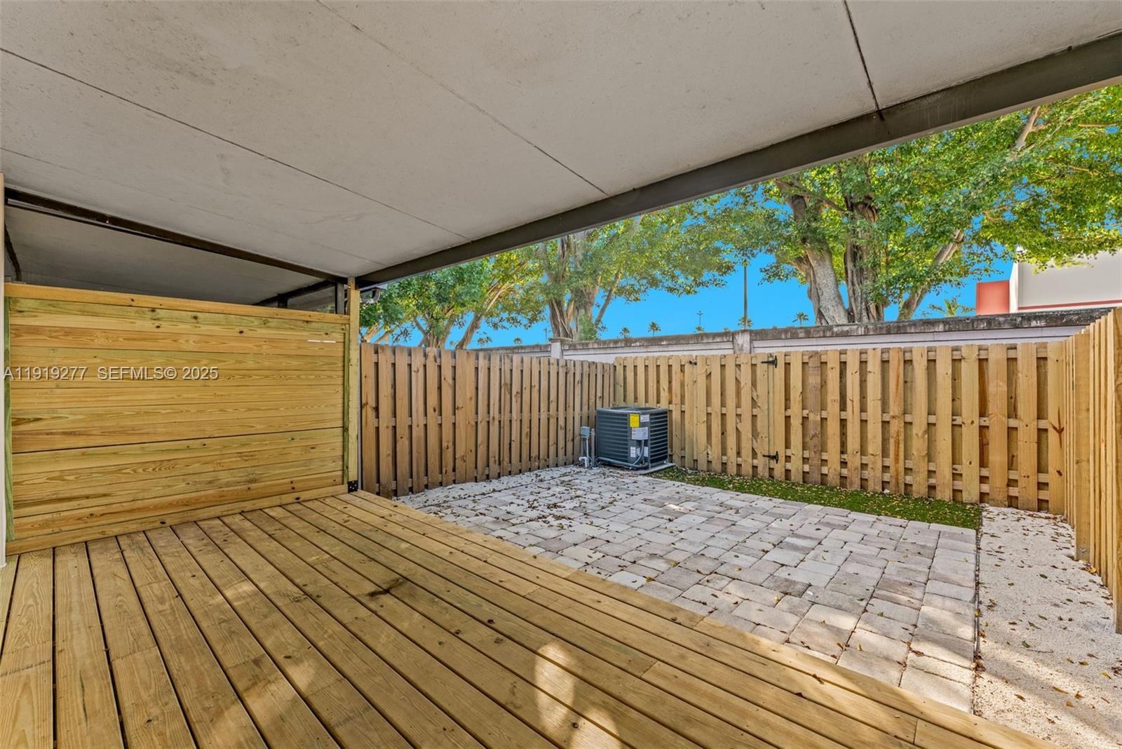 10512 NW 3rd St Pembroke Pines, FL 33026