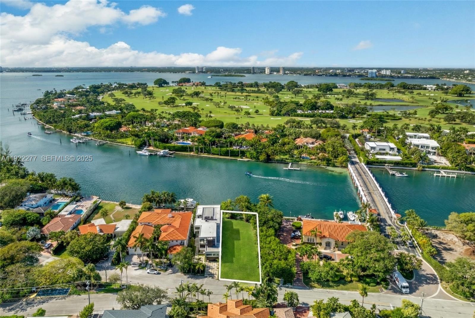 9064 Bay Dr Surfside, FL 33154