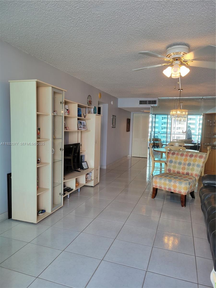 2655 Collins Ave #603 Miami Beach, FL 33140