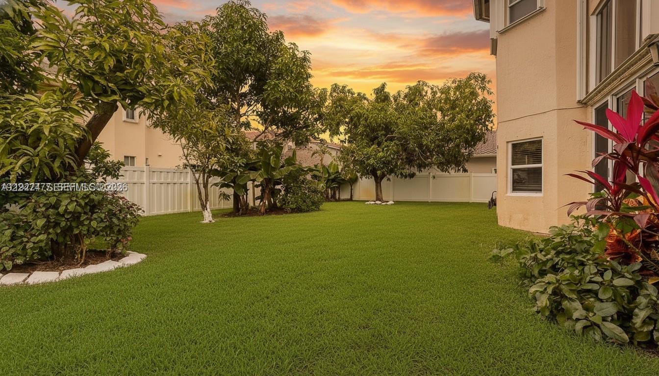 16365 NW 15th St Pembroke Pines, FL 33028