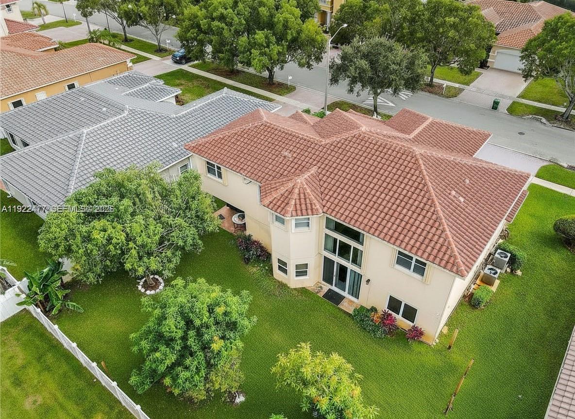 16365 NW 15th St Pembroke Pines, FL 33028