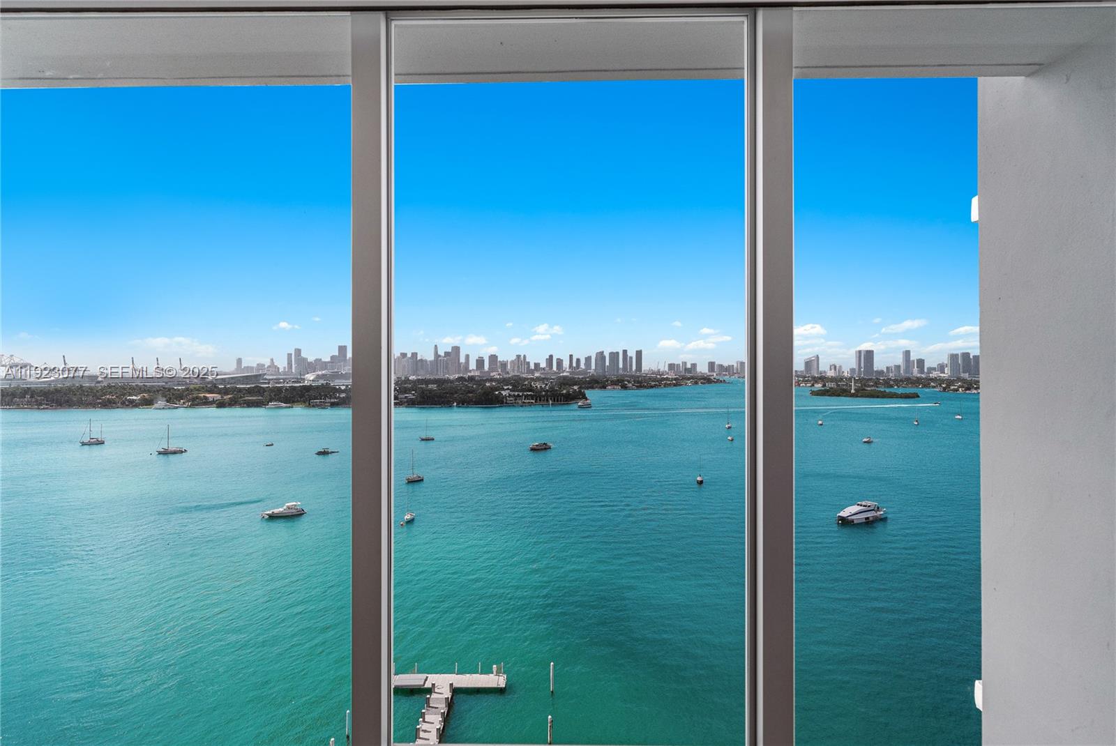 image Mirador 1000 (South Tower)12