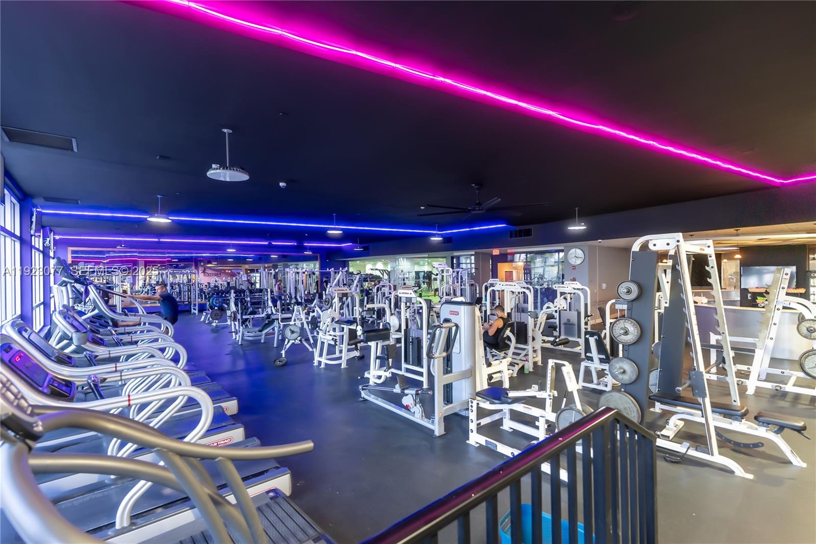 image Mirador 1000 (South Tower)29