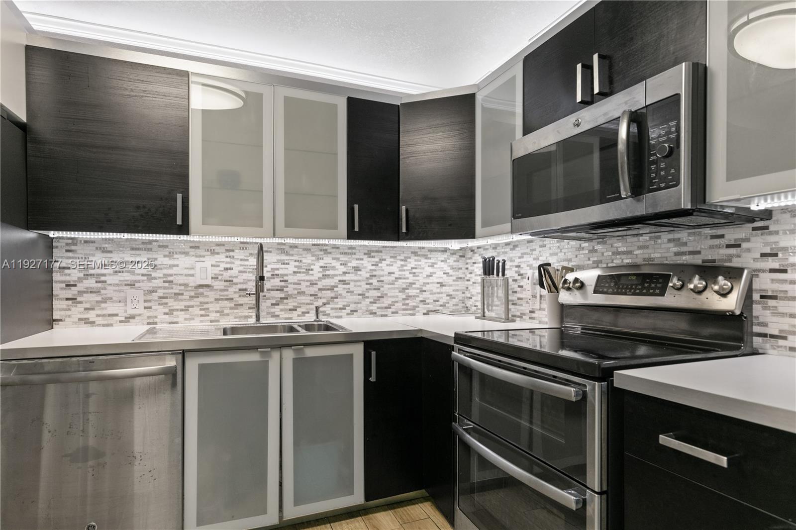 100 Bayview Dr #625 Sunny Isles Beach, FL 33160