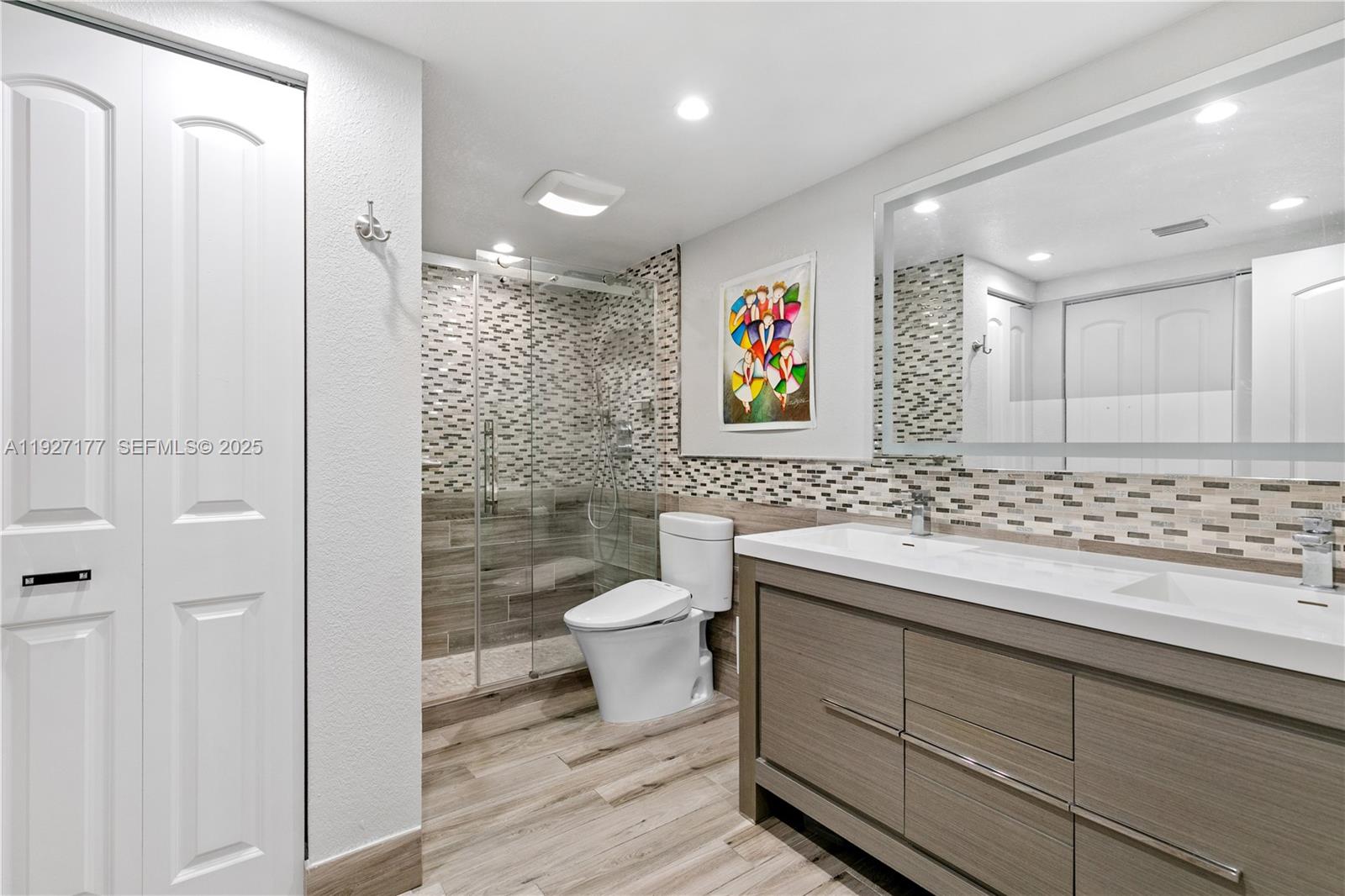 100 Bayview Dr #625 Sunny Isles Beach, FL 33160