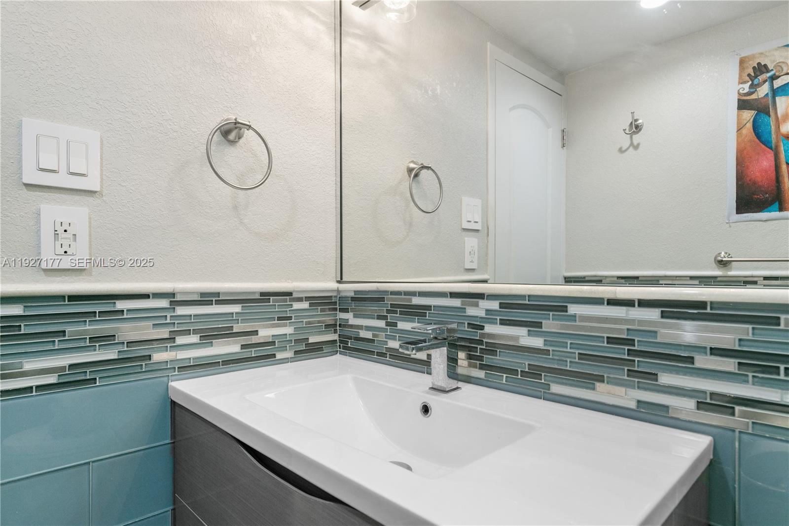 100 Bayview Dr #625 Sunny Isles Beach, FL 33160