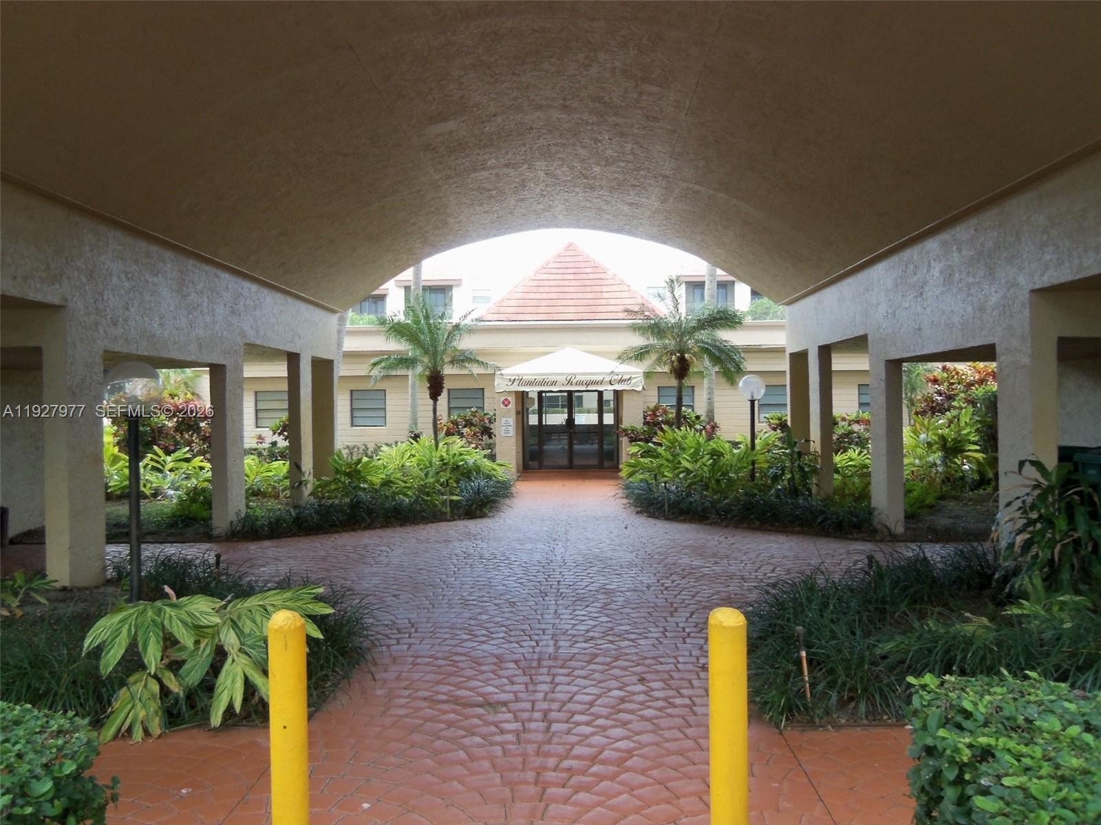 10551 W Broward Blvd #209 Plantation, FL 33324