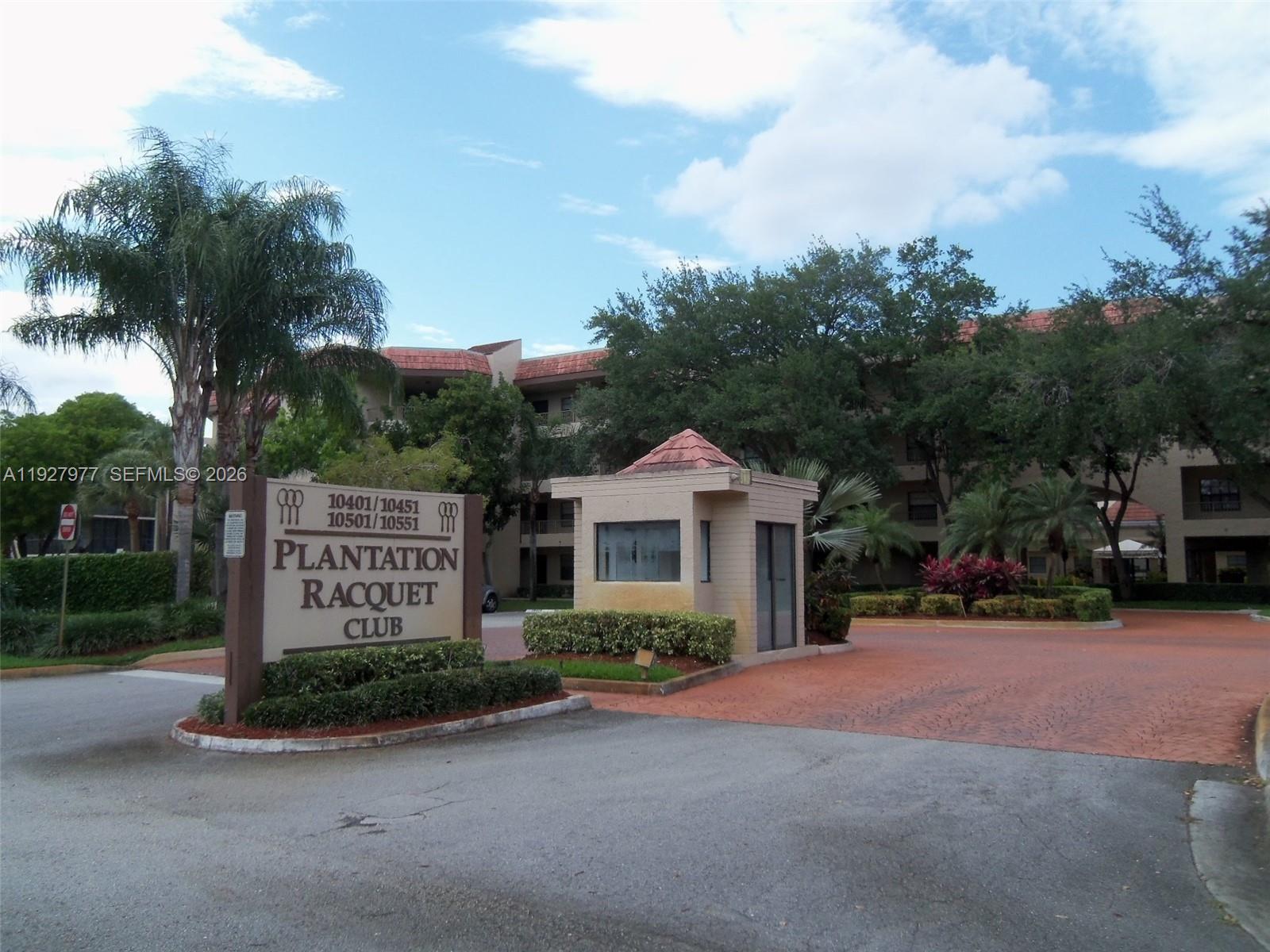 10551 W Broward Blvd #209 Plantation, FL 33324