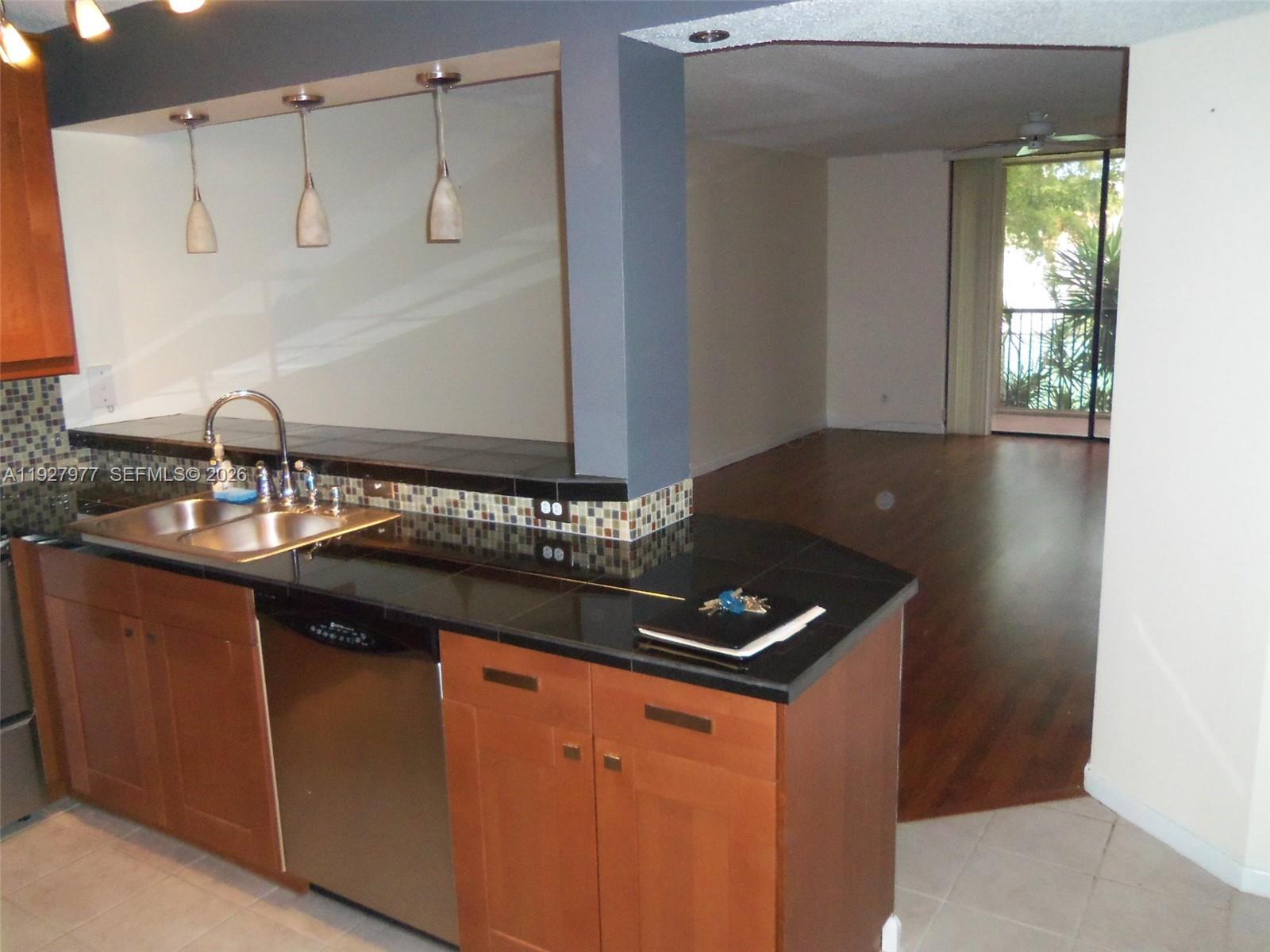 10551 W Broward Blvd #209 Plantation, FL 33324