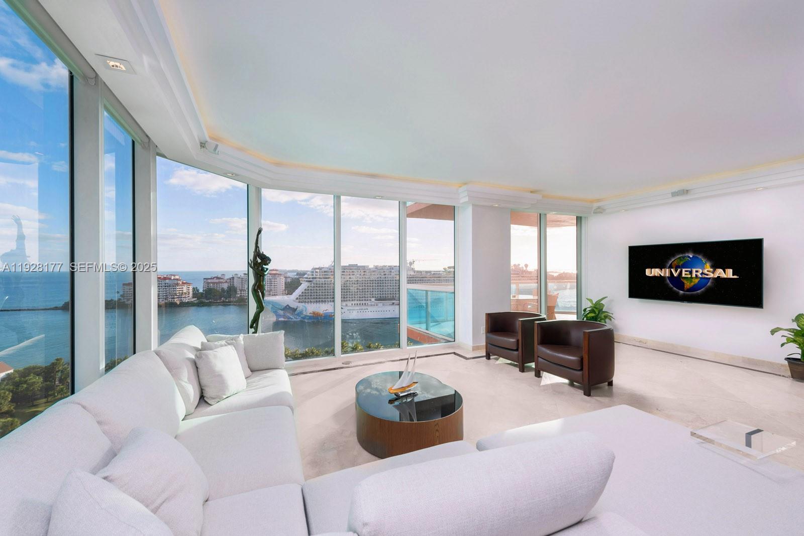 300 S Pointe Dr #1701 Miami Beach, FL 33139