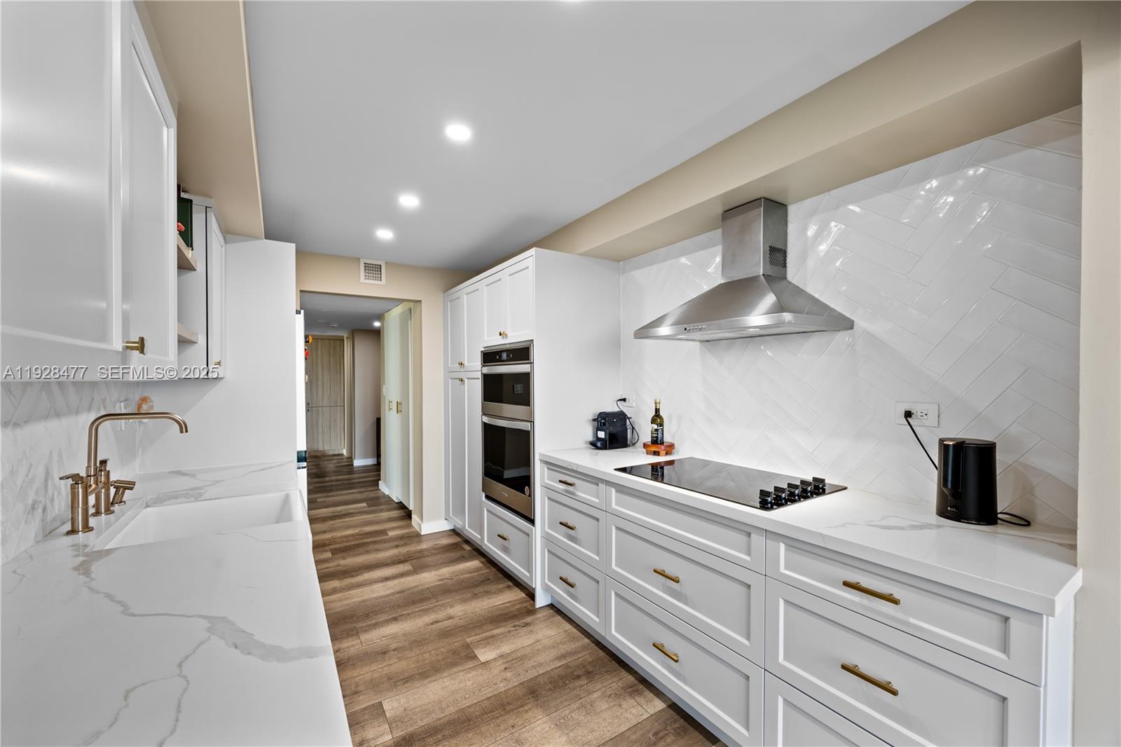 1915 Brickell Ave #1001 Miami, FL 33129