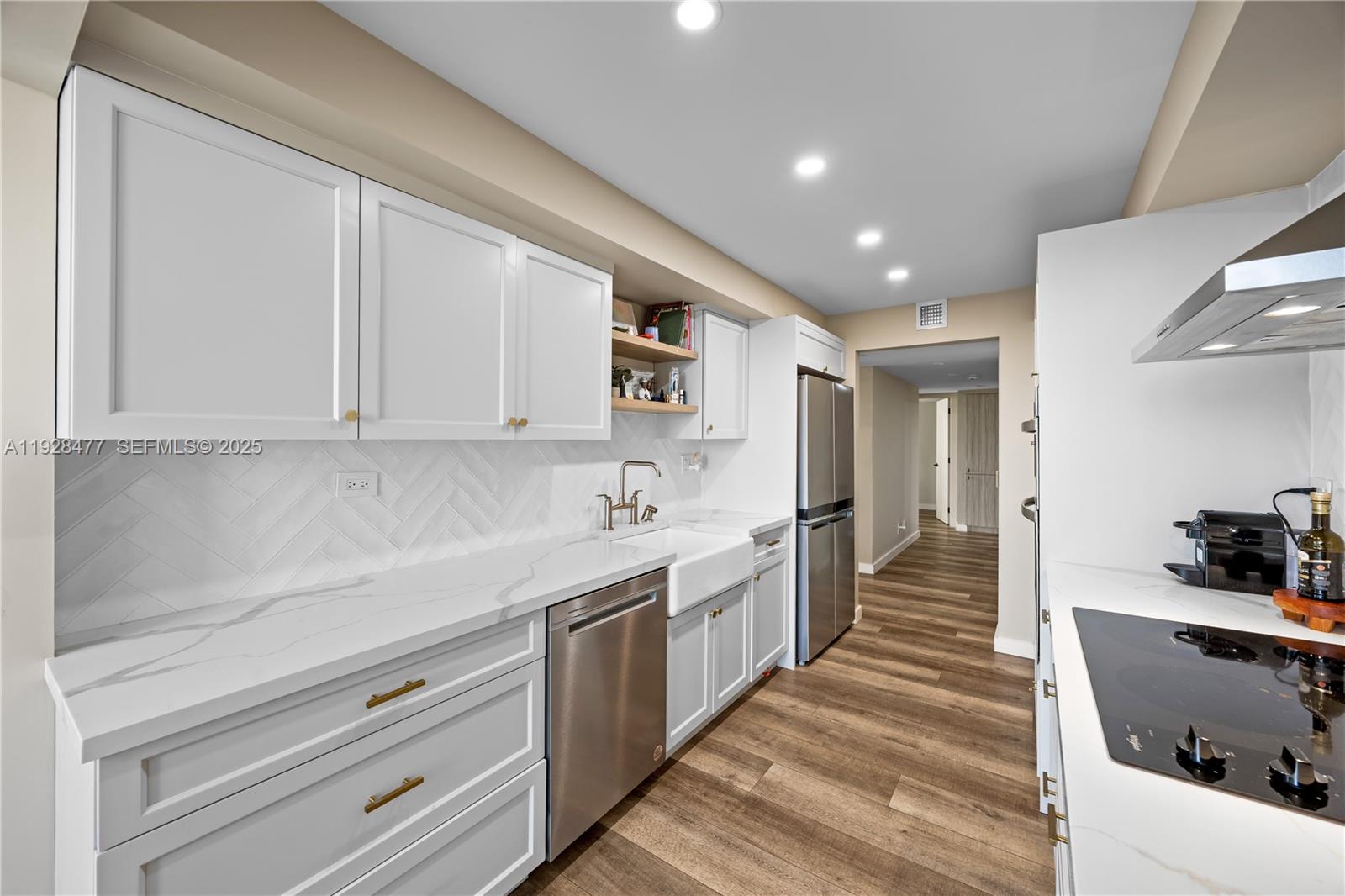 1915 Brickell Ave #1001 Miami, FL 33129