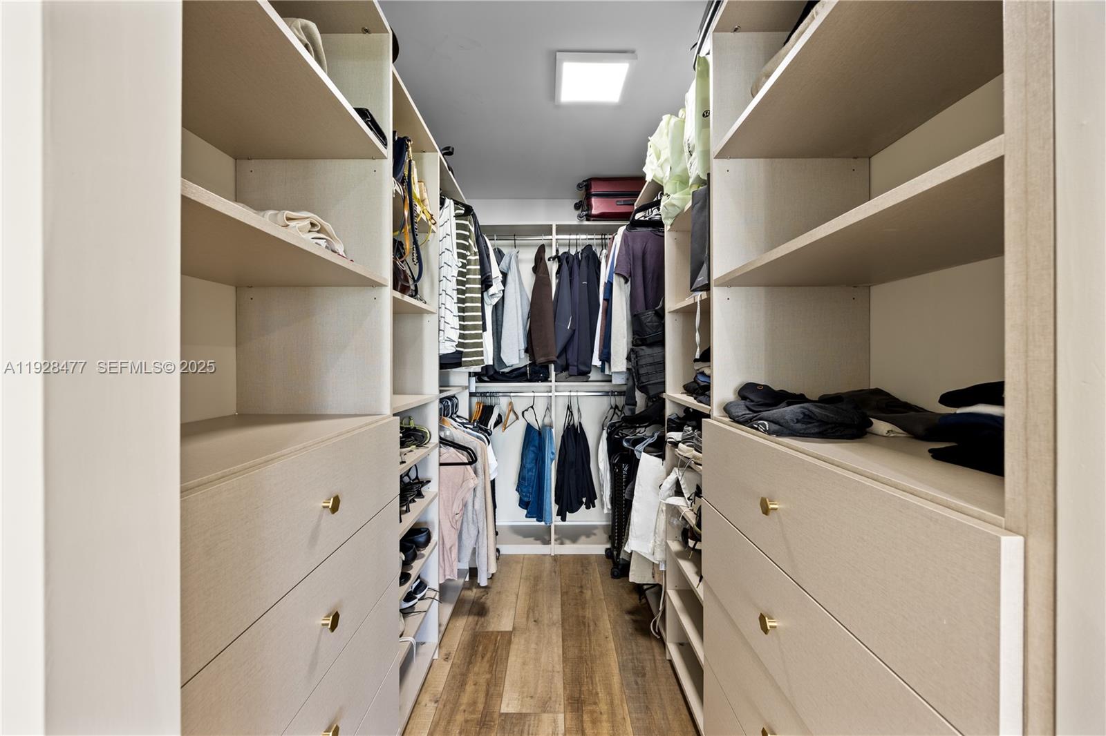 1915 Brickell Ave #1001 Miami, FL 33129