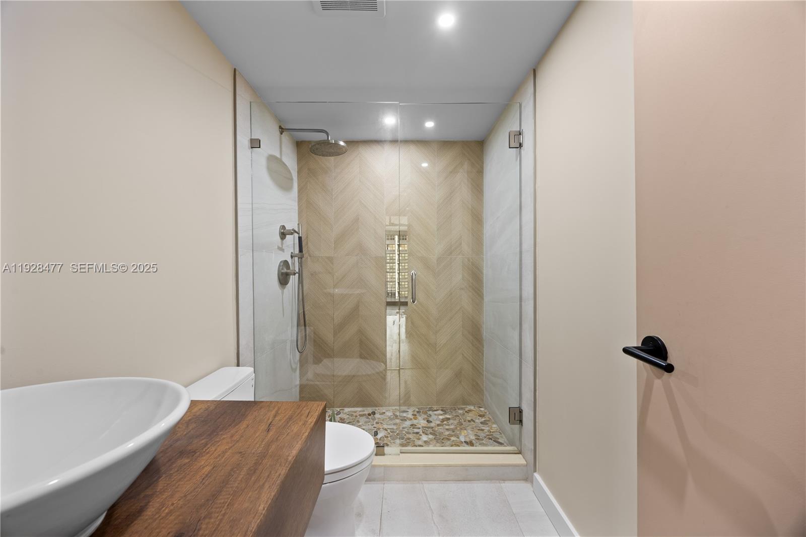 1915 Brickell Ave #1001 Miami, FL 33129