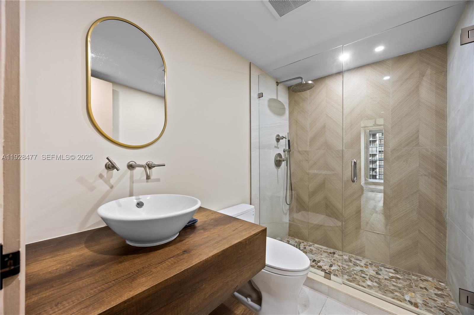 1915 Brickell Ave #1001 Miami, FL 33129