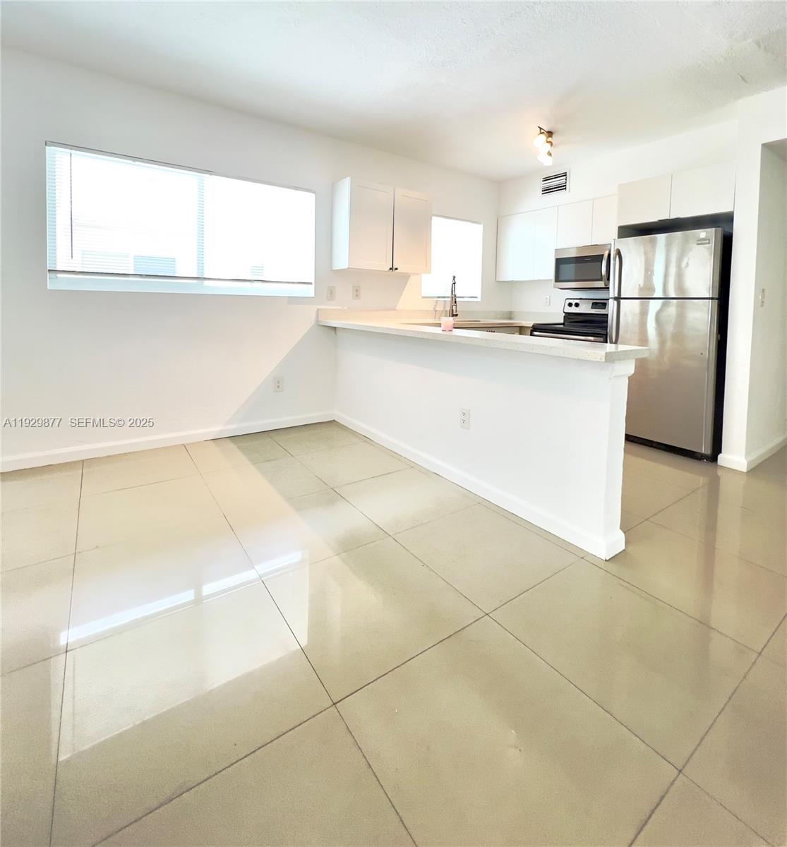 8035 Crespi Blvd #13 Miami Beach, FL 33141