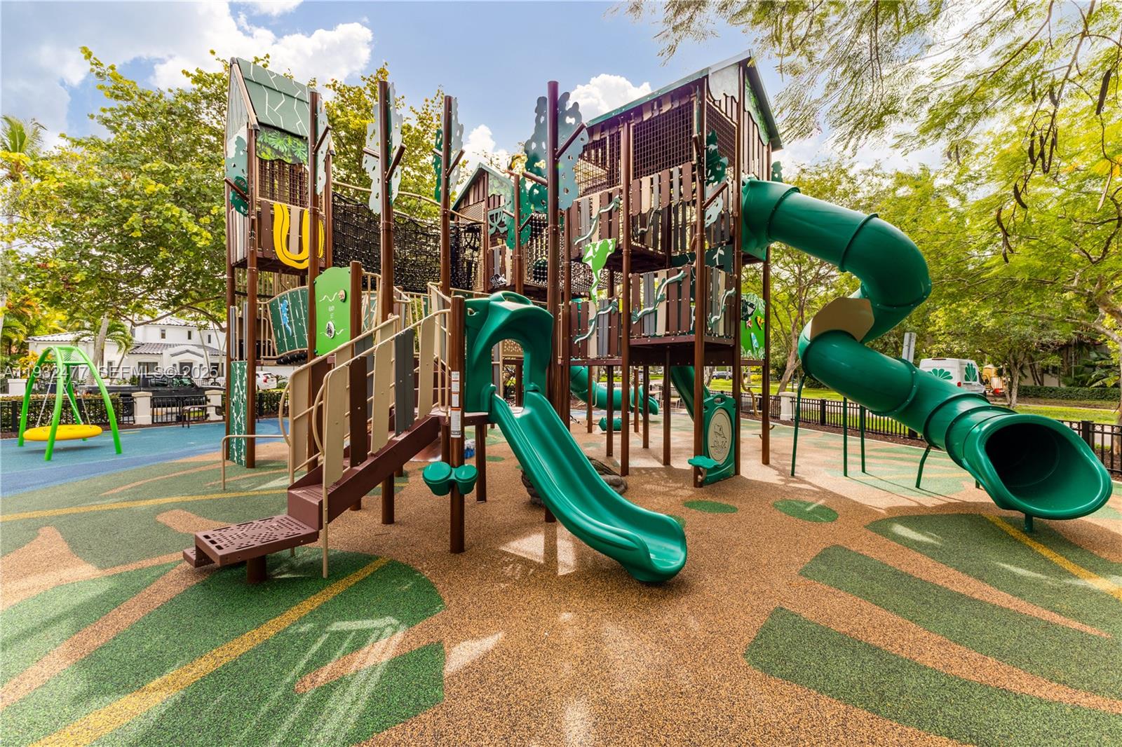 6420 Pinetree Dr Cir Miami Beach, FL 33141