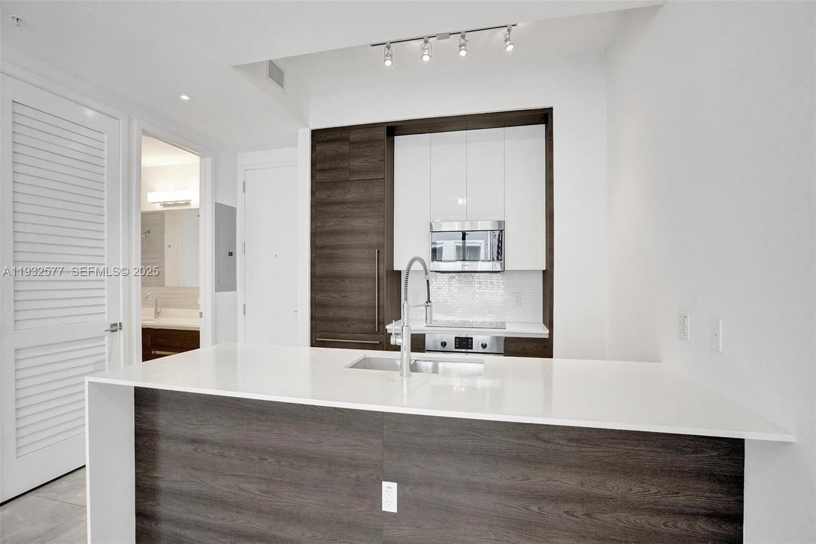 image Merrick Manor10