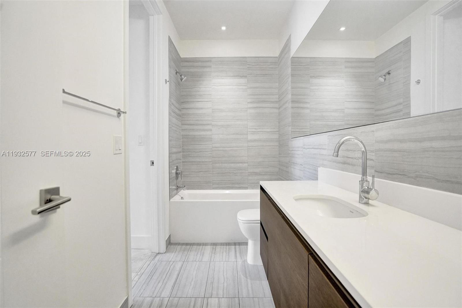 image Merrick Manor17