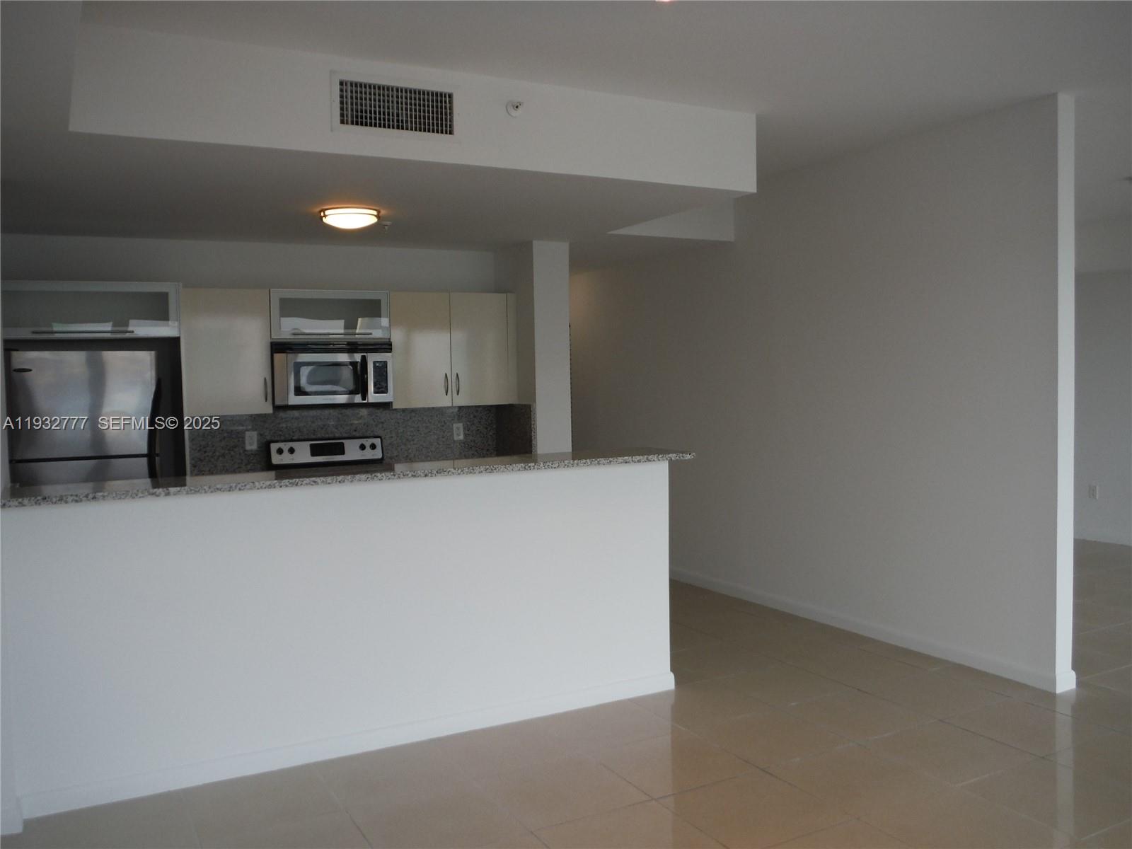 2694 Inagua Ave #PH-3 Coconut Grove, FL 33133