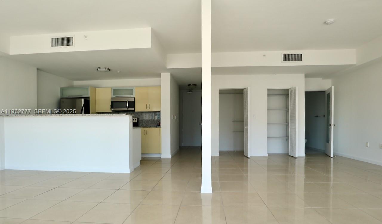 2694 Inagua Ave #PH-3 Coconut Grove, FL 33133