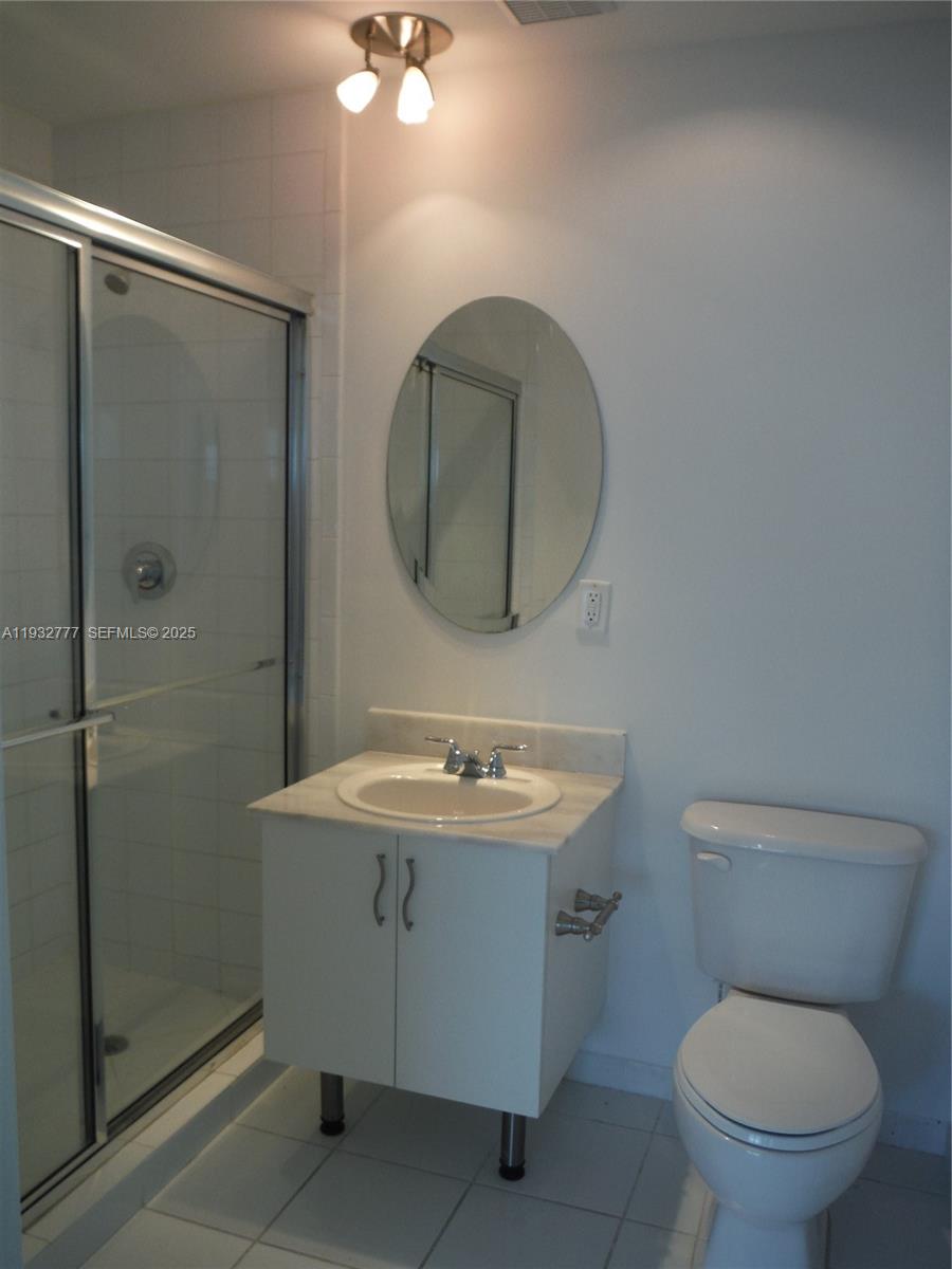 2694 Inagua Ave #PH-3 Coconut Grove, FL 33133