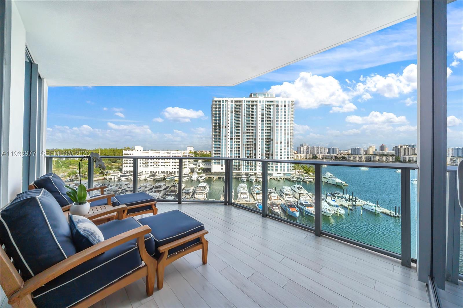 17111 Biscayne Blvd #803 North Miami Beach, FL 33160