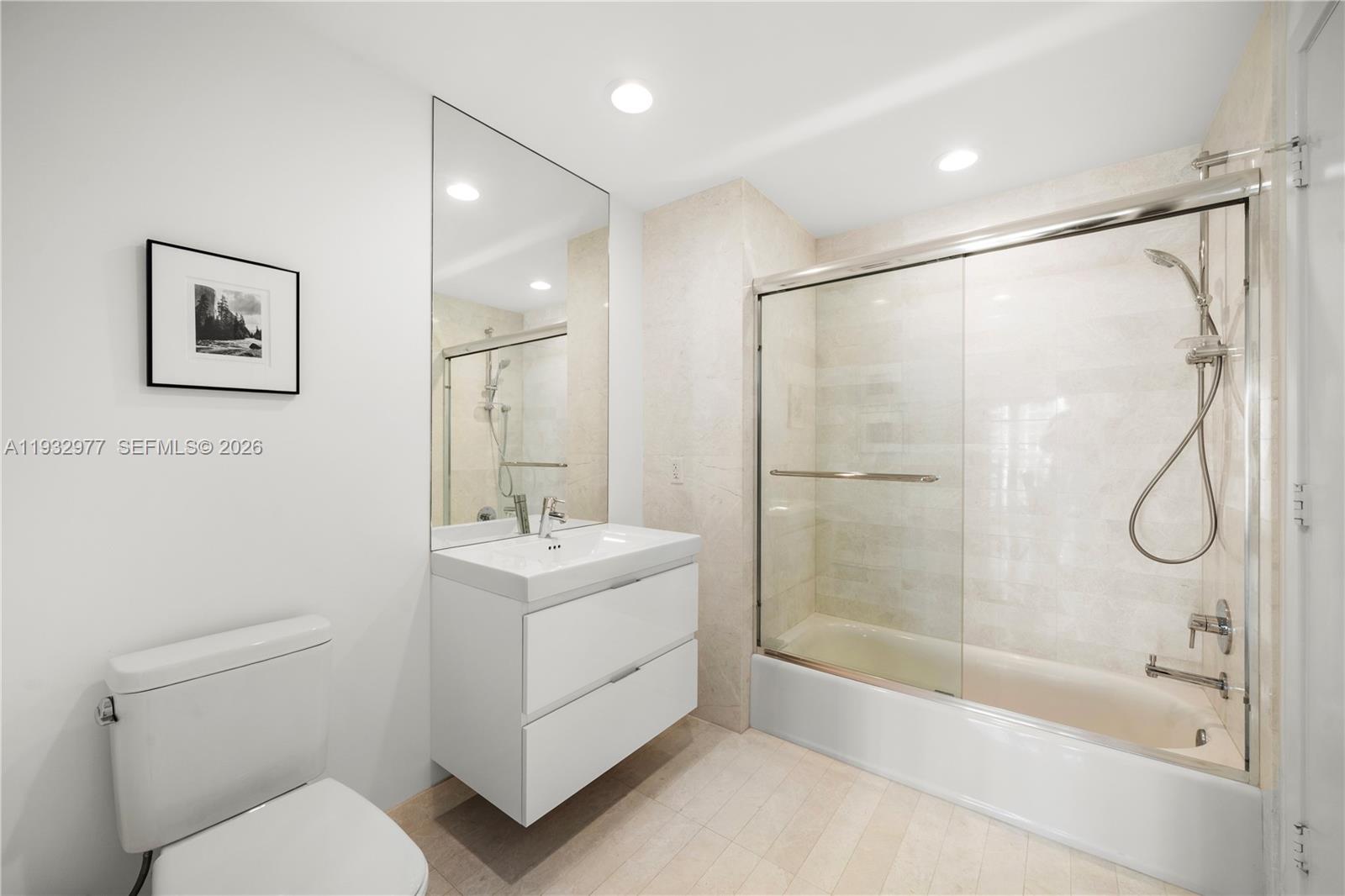 17111 Biscayne Blvd #803 North Miami Beach, FL 33160