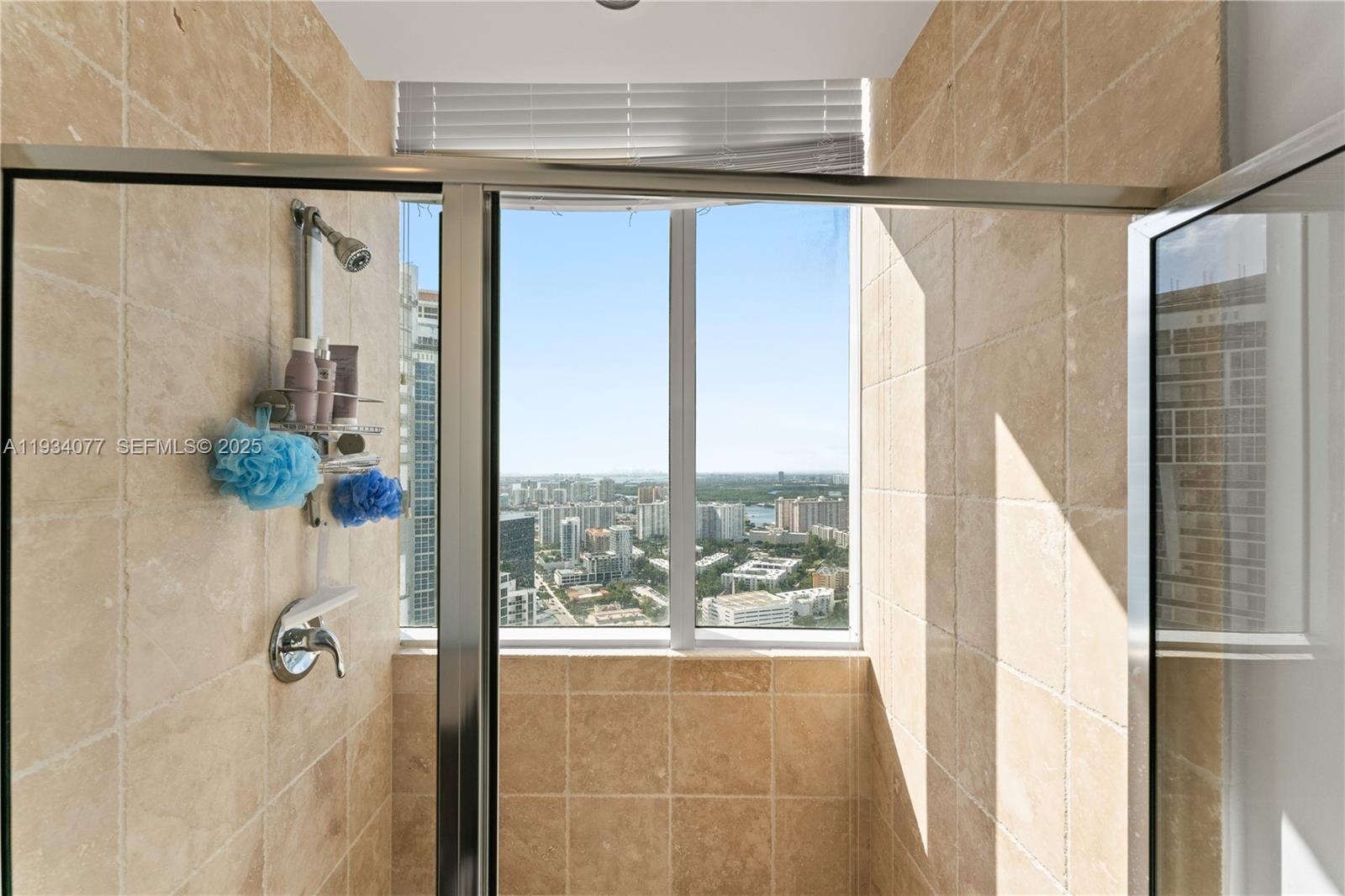 image Trump Royale40