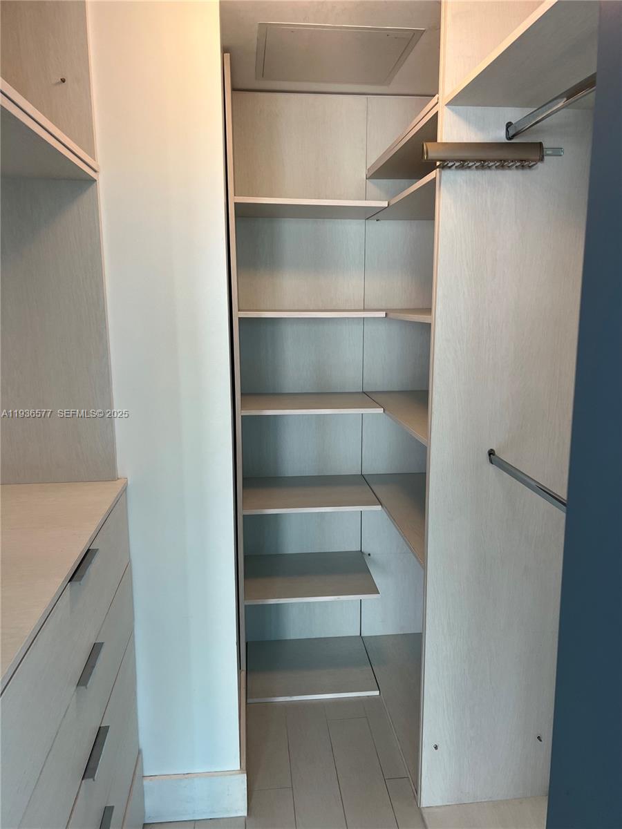 image Dua Miami (SLS Brickell)17