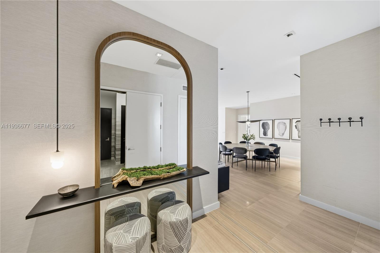 image Ritz-Carlton Residences Miami Beach9