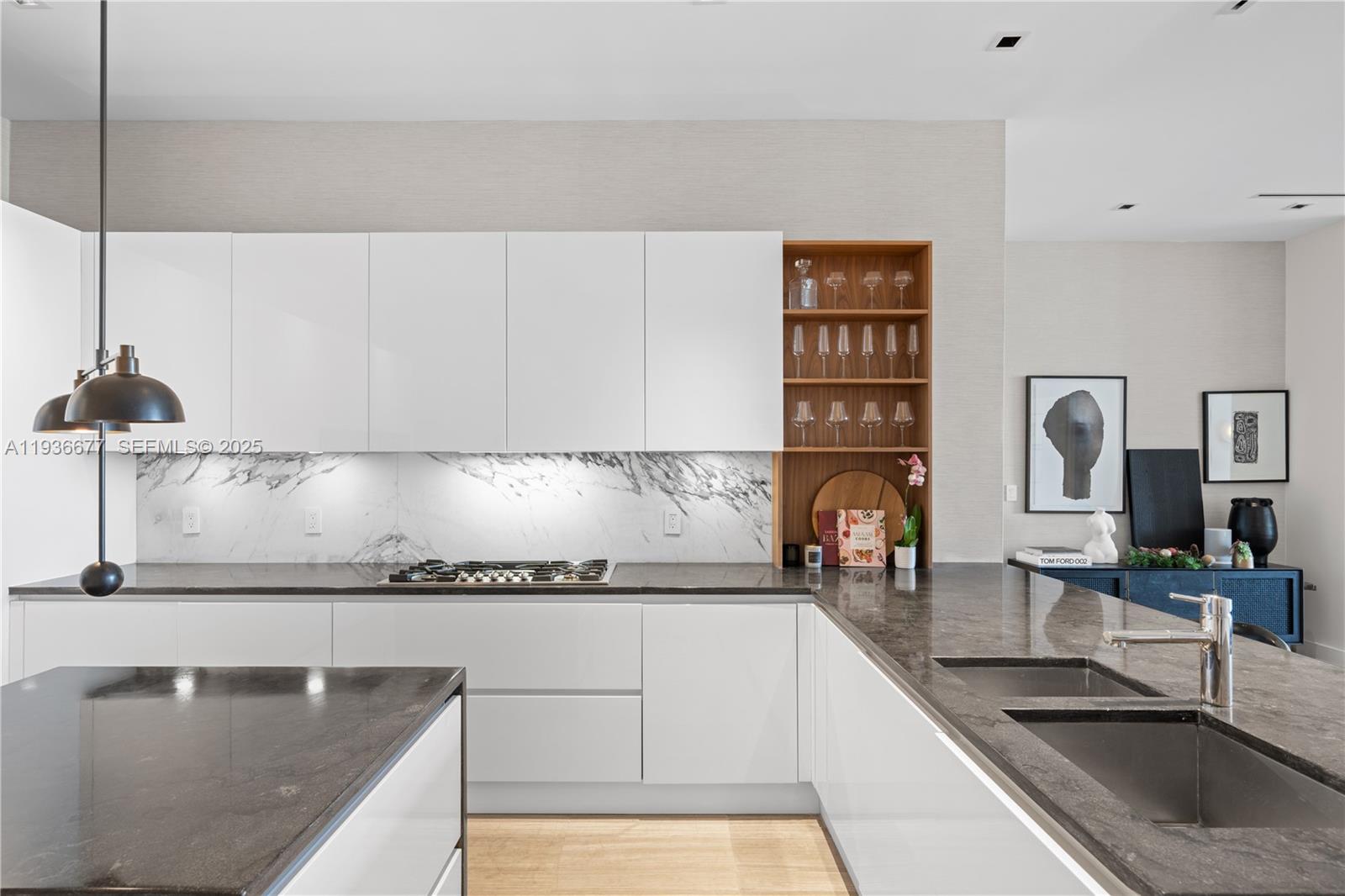 image Ritz-Carlton Residences Miami Beach22