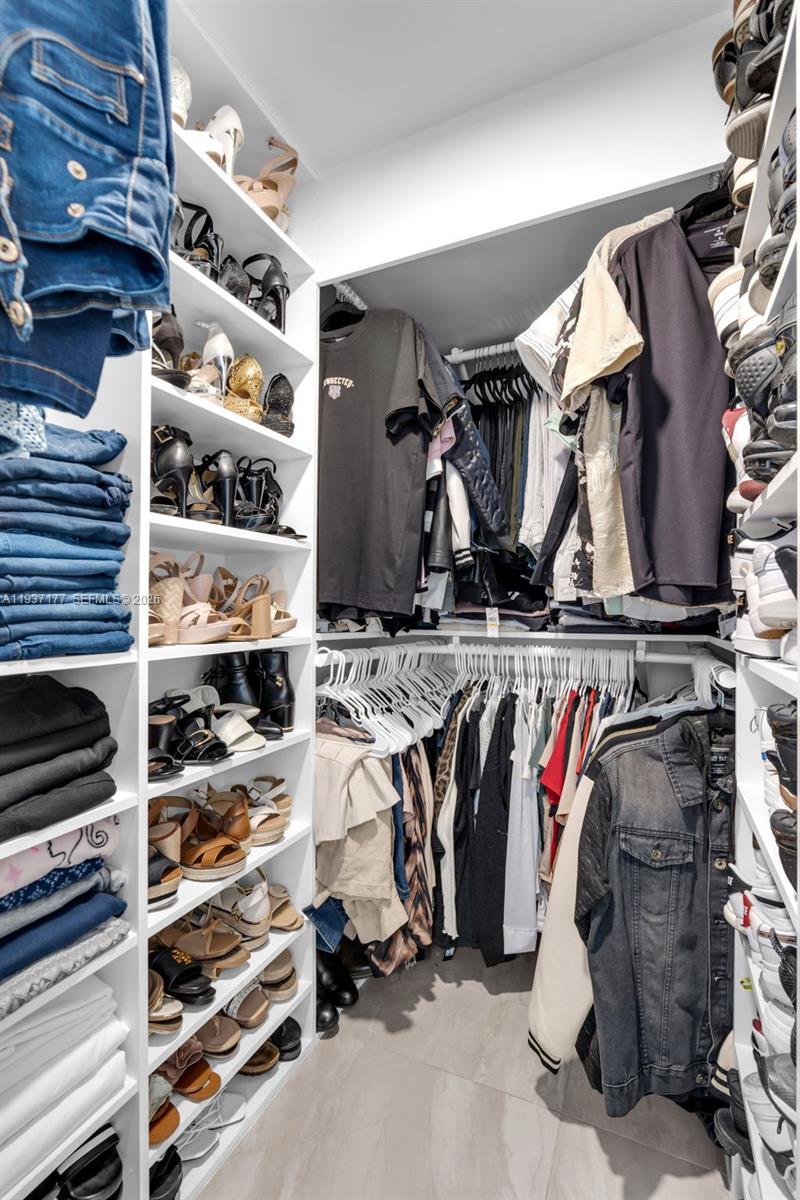 3130 NW 102nd St Miami, FL 33147