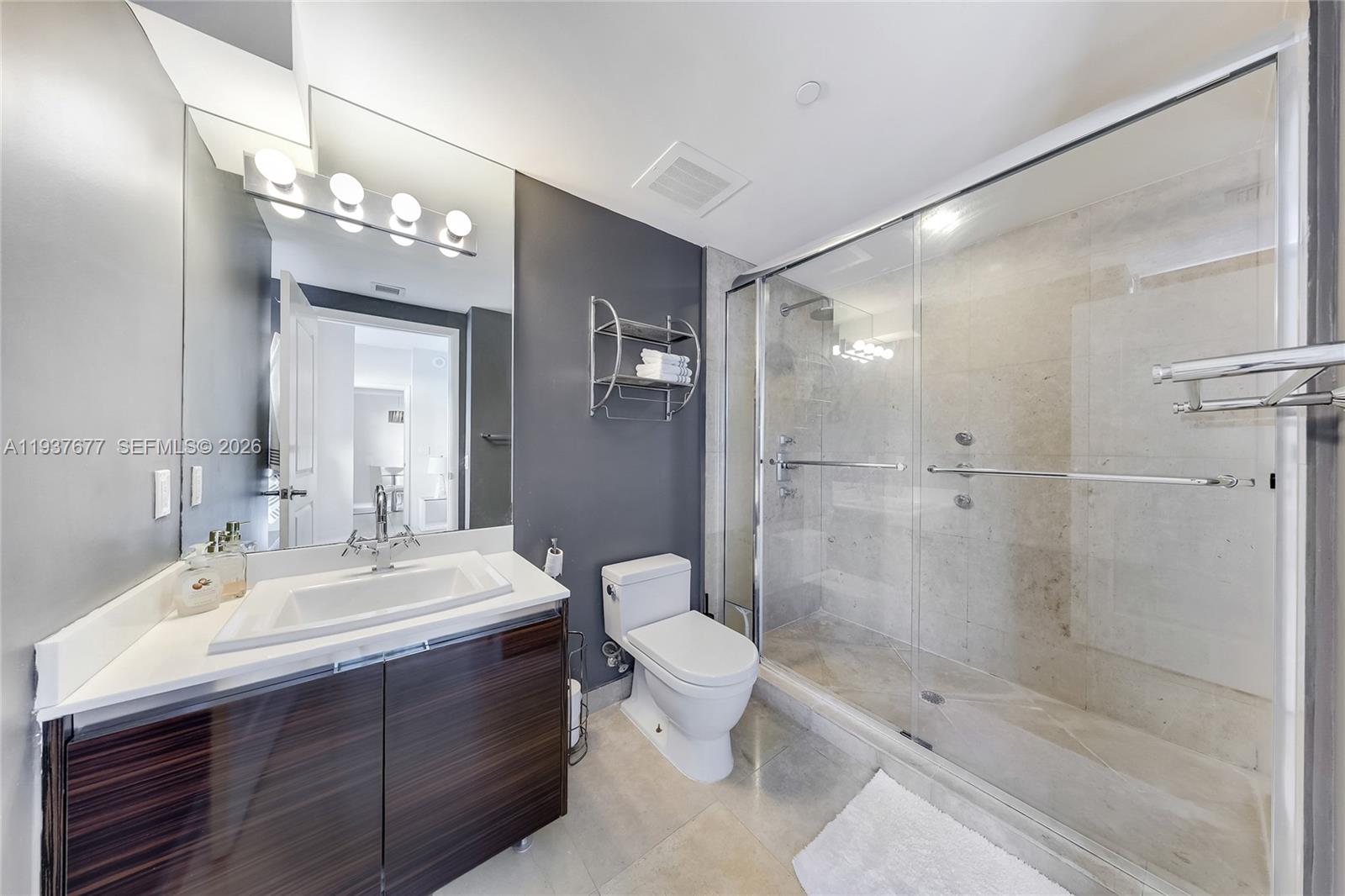 3739 Collins Ave #N-306 Miami Beach, FL 33140