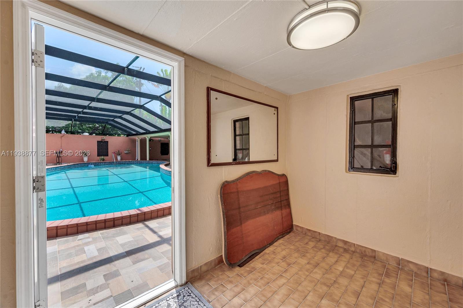 110 W Shore Dr W Miami, FL 33133