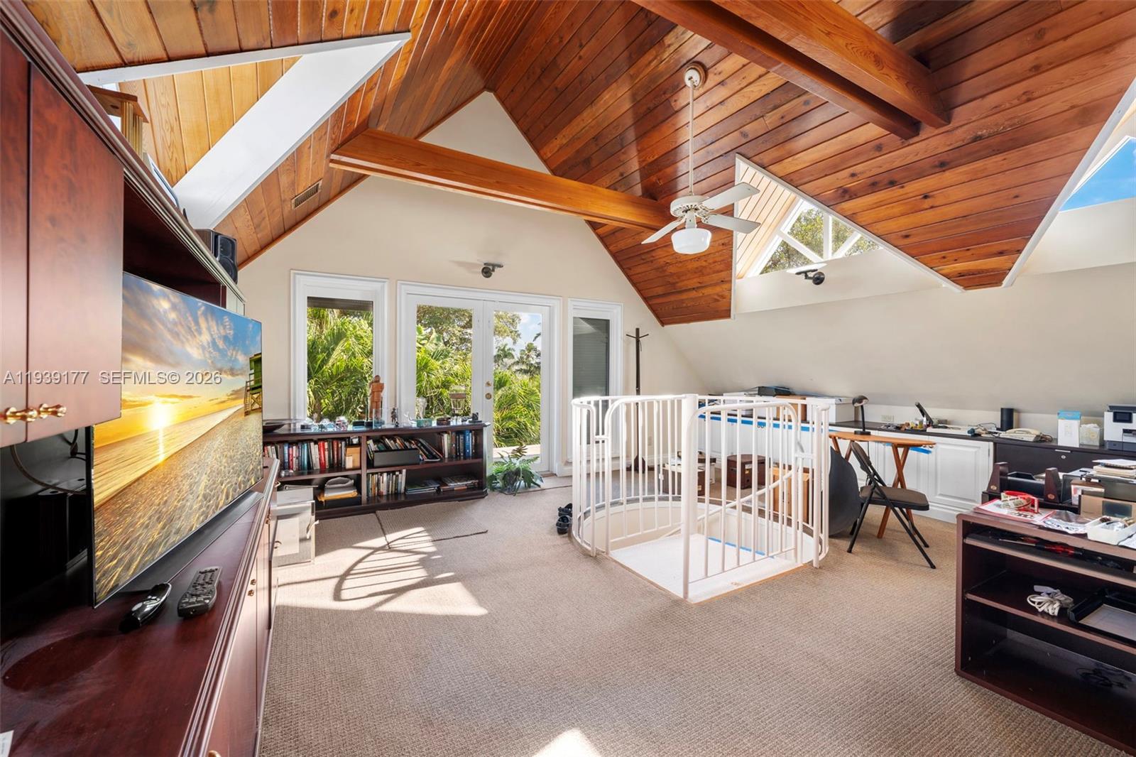 3455 S Moorings Way Miami, FL 33133