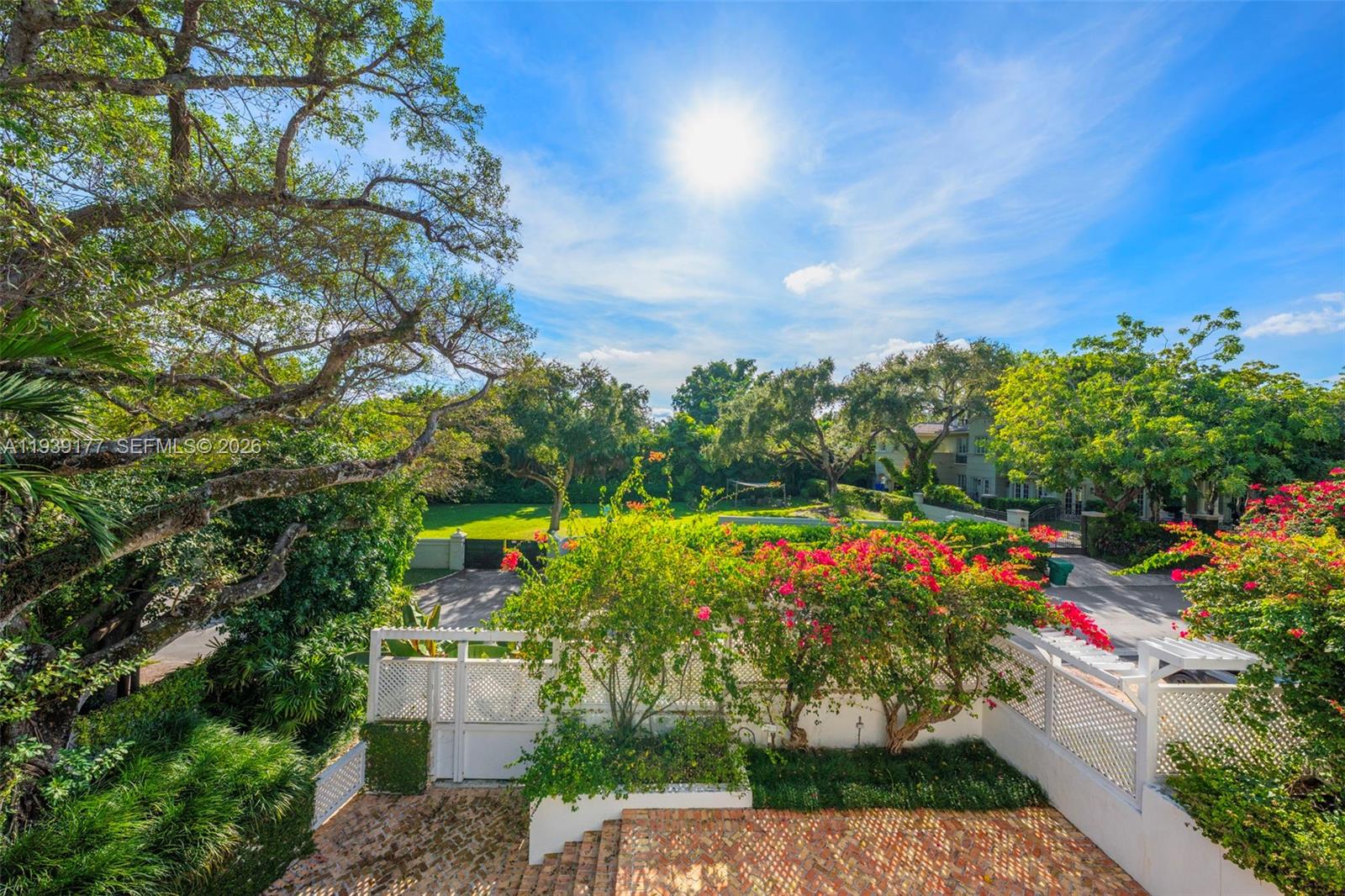 3455 S Moorings Way Miami, FL 33133