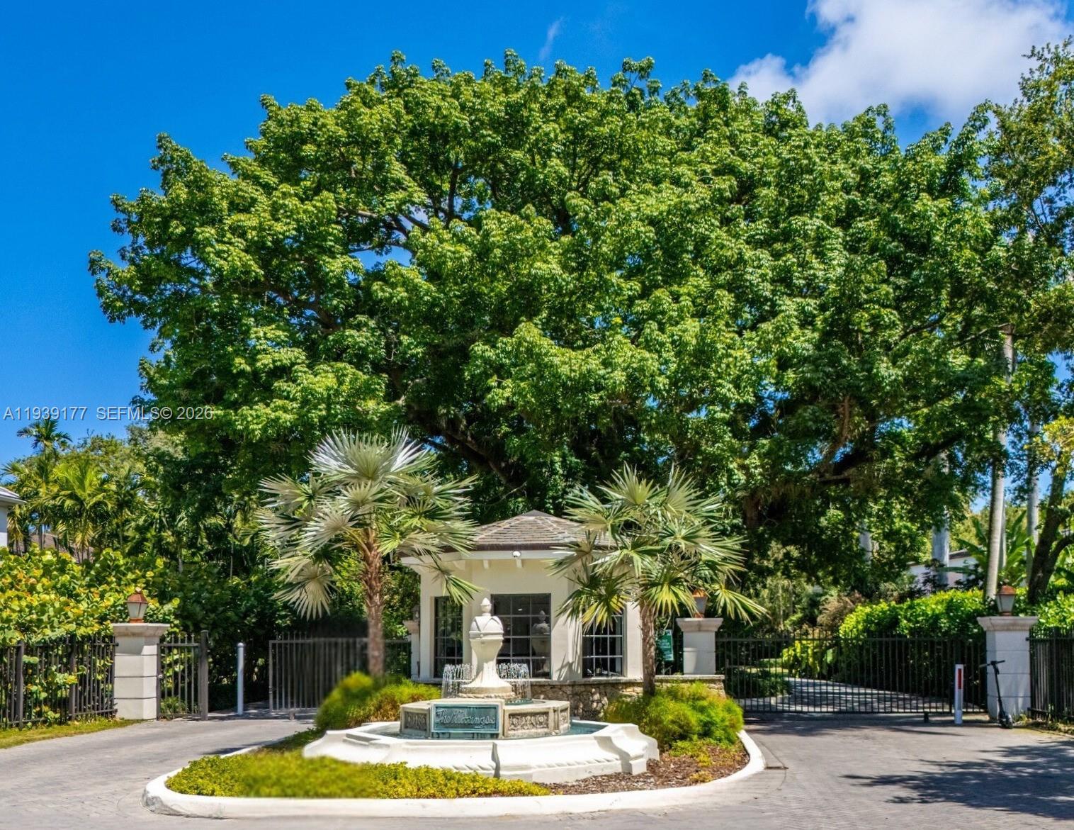 3455 S Moorings Way Miami, FL 33133