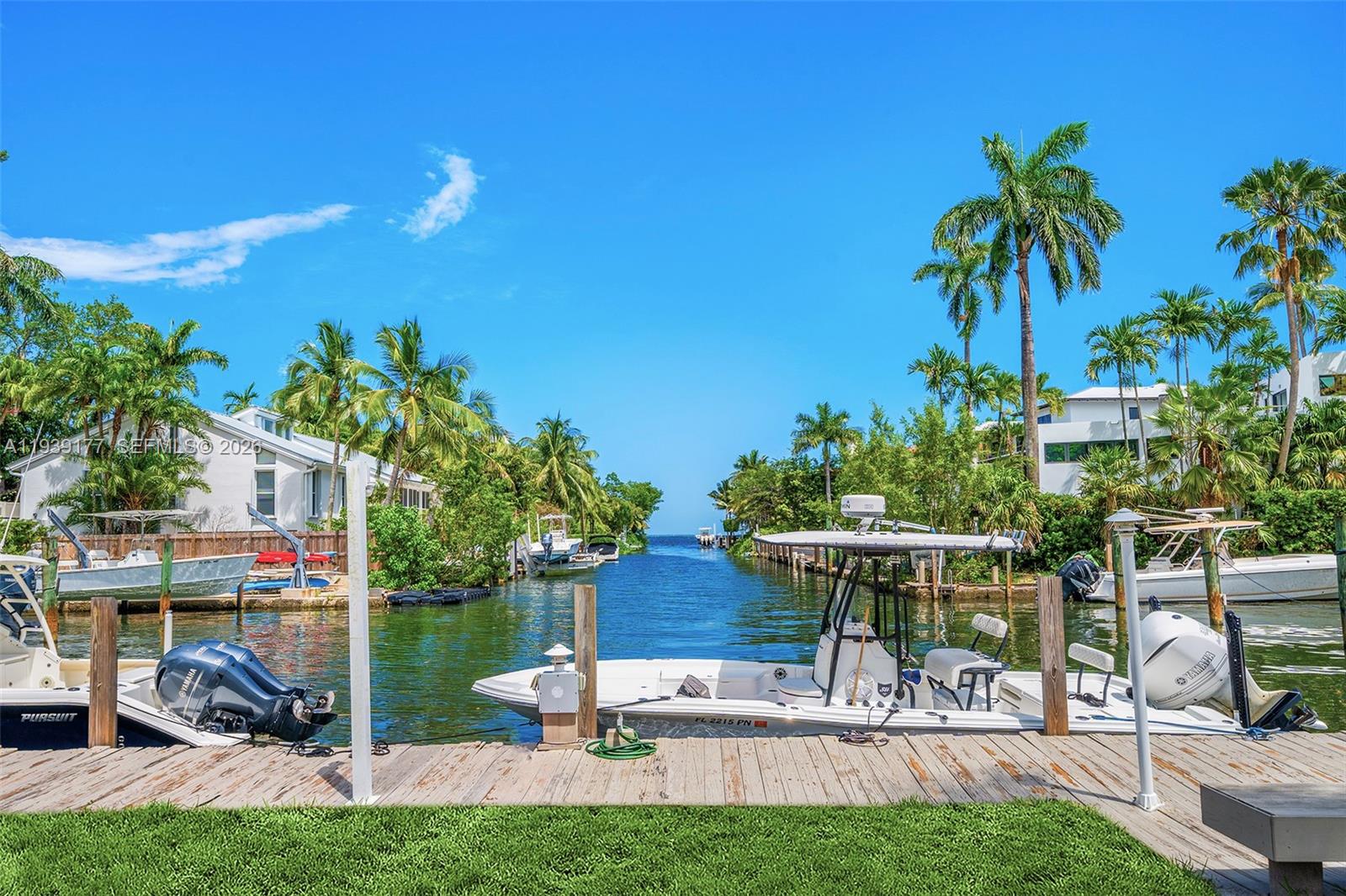 3455 S Moorings Way Miami, FL 33133