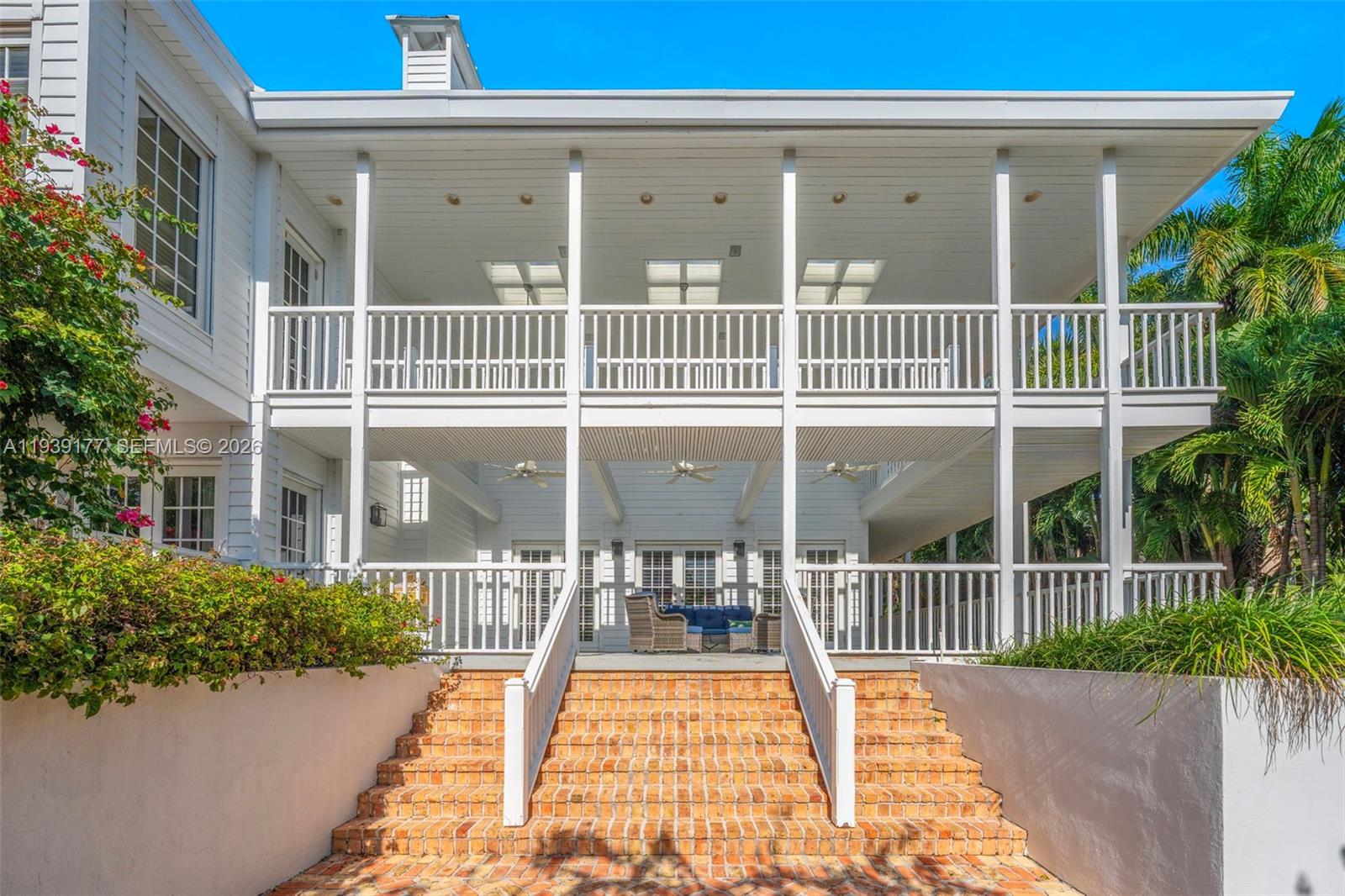 3455 S Moorings Way Miami, FL 33133