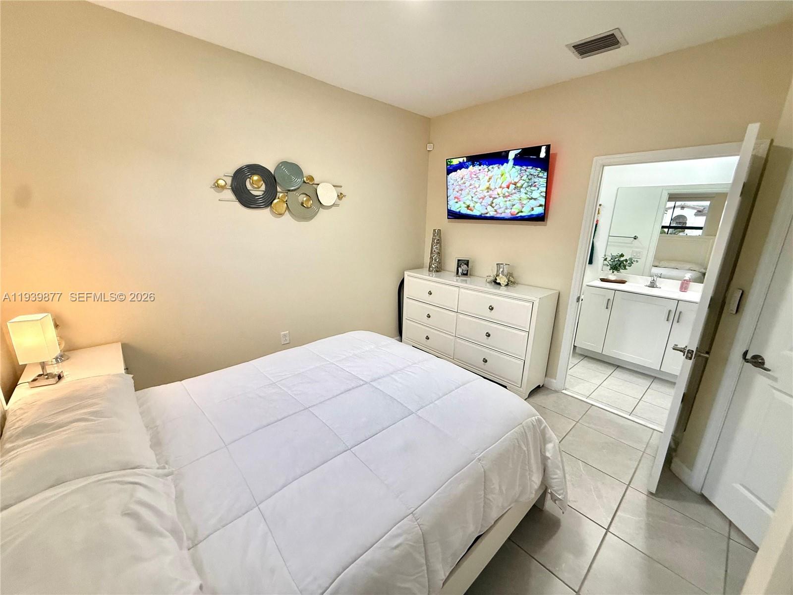 10066 SW 228th Ter Miami, FL 33190