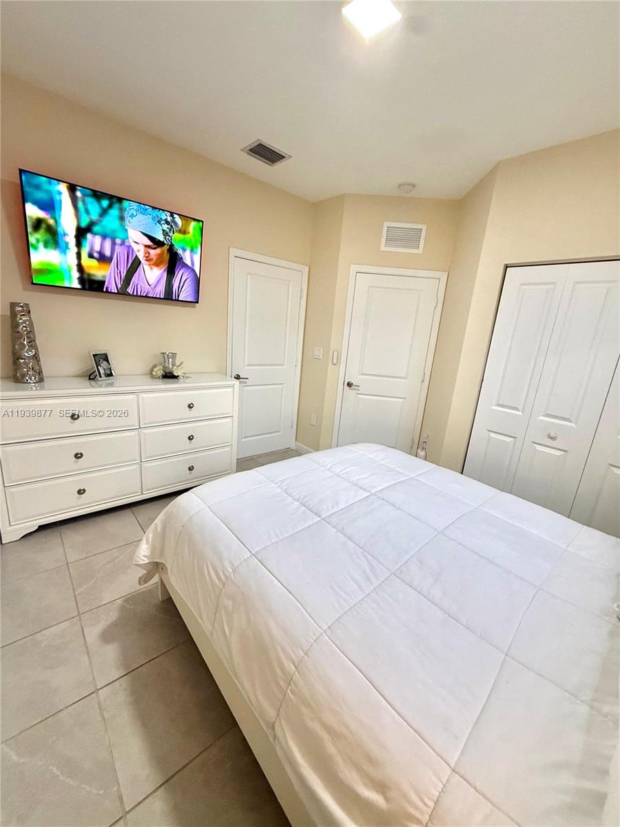 10066 SW 228th Ter Miami, FL 33190