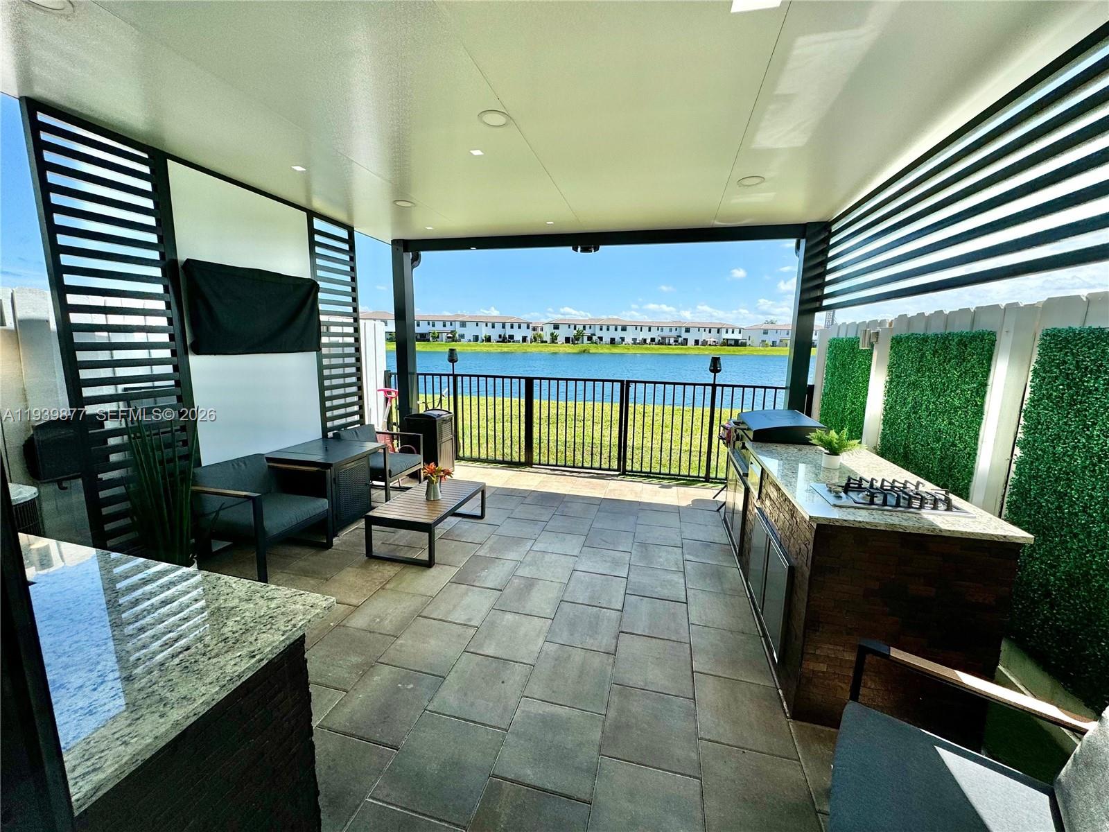 10066 SW 228th Ter Miami, FL 33190