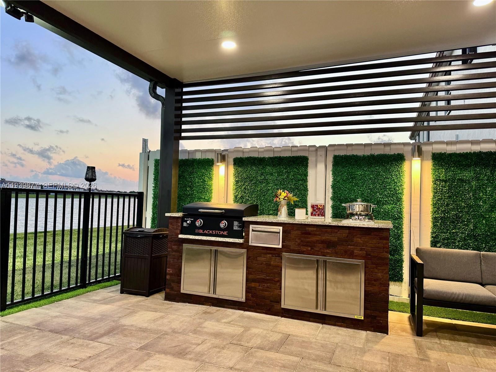 10066 SW 228th Ter Miami, FL 33190