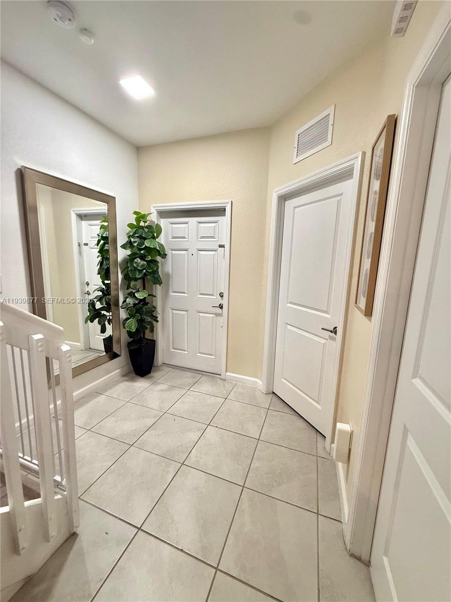 10066 SW 228th Ter Miami, FL 33190