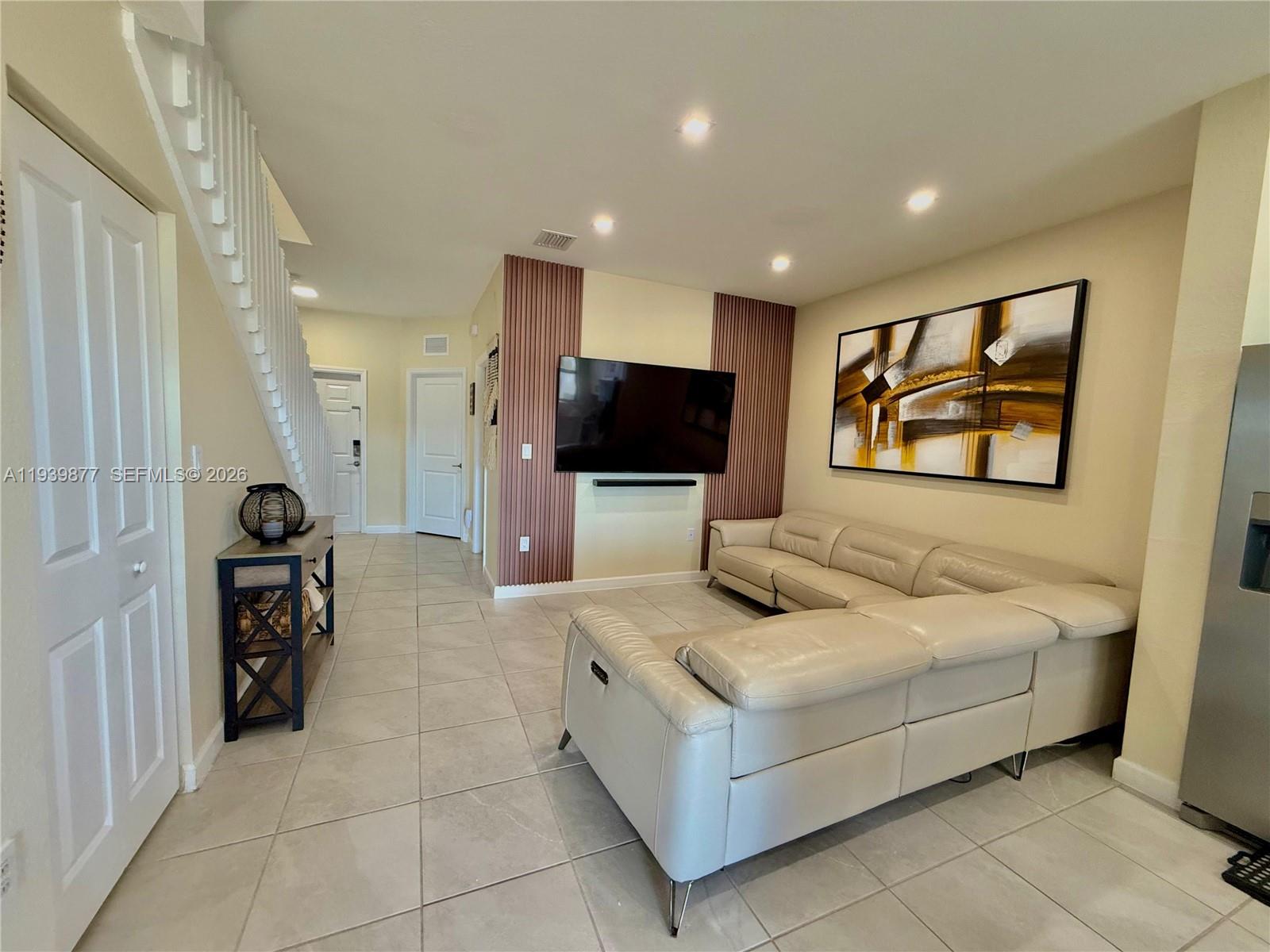 10066 SW 228th Ter Miami, FL 33190