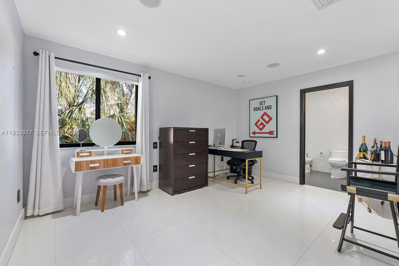 8363 SW 98th St Miami, FL 33156