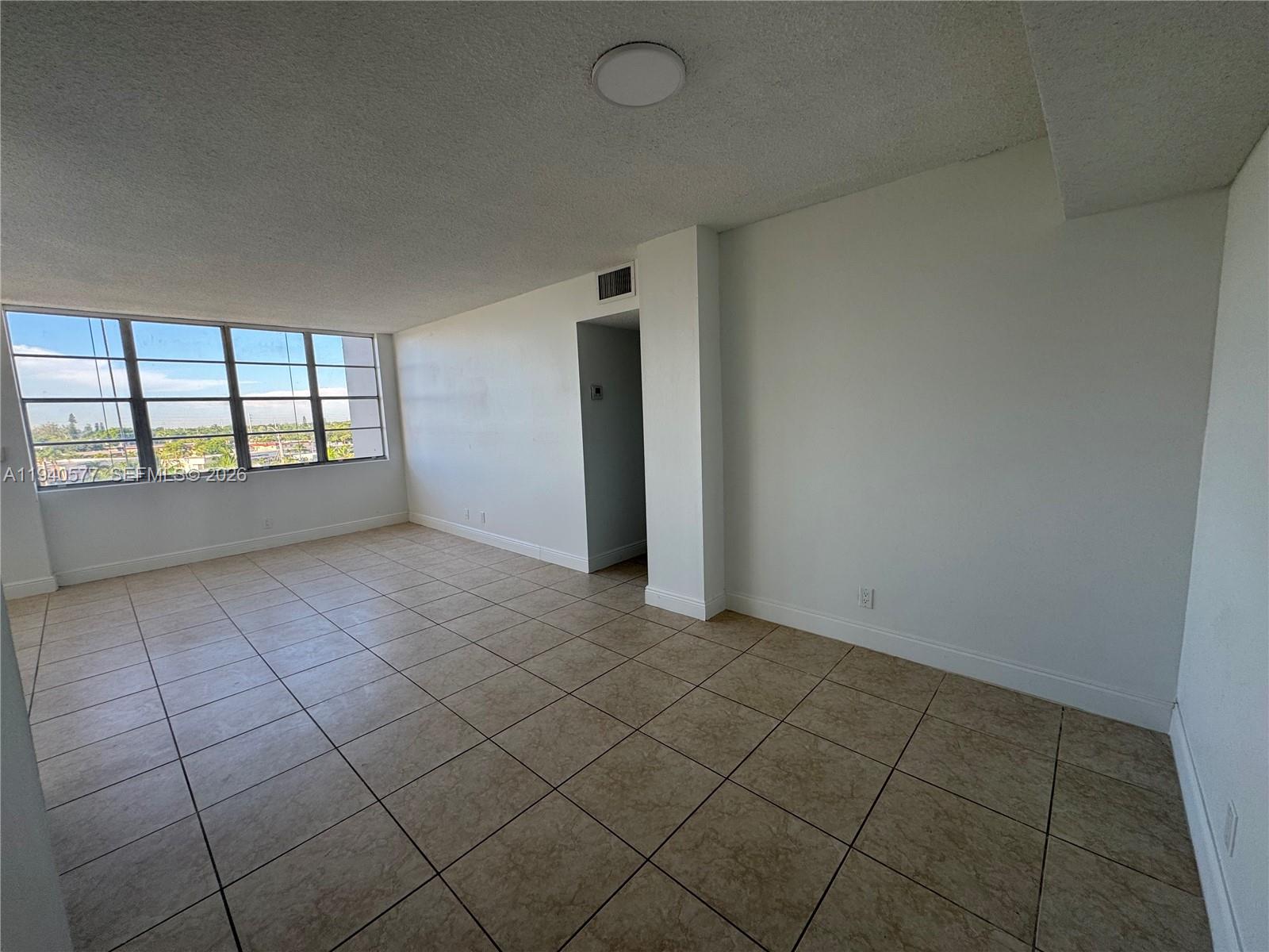 2025 NE 164th St #603 North Miami Beach, FL 33162